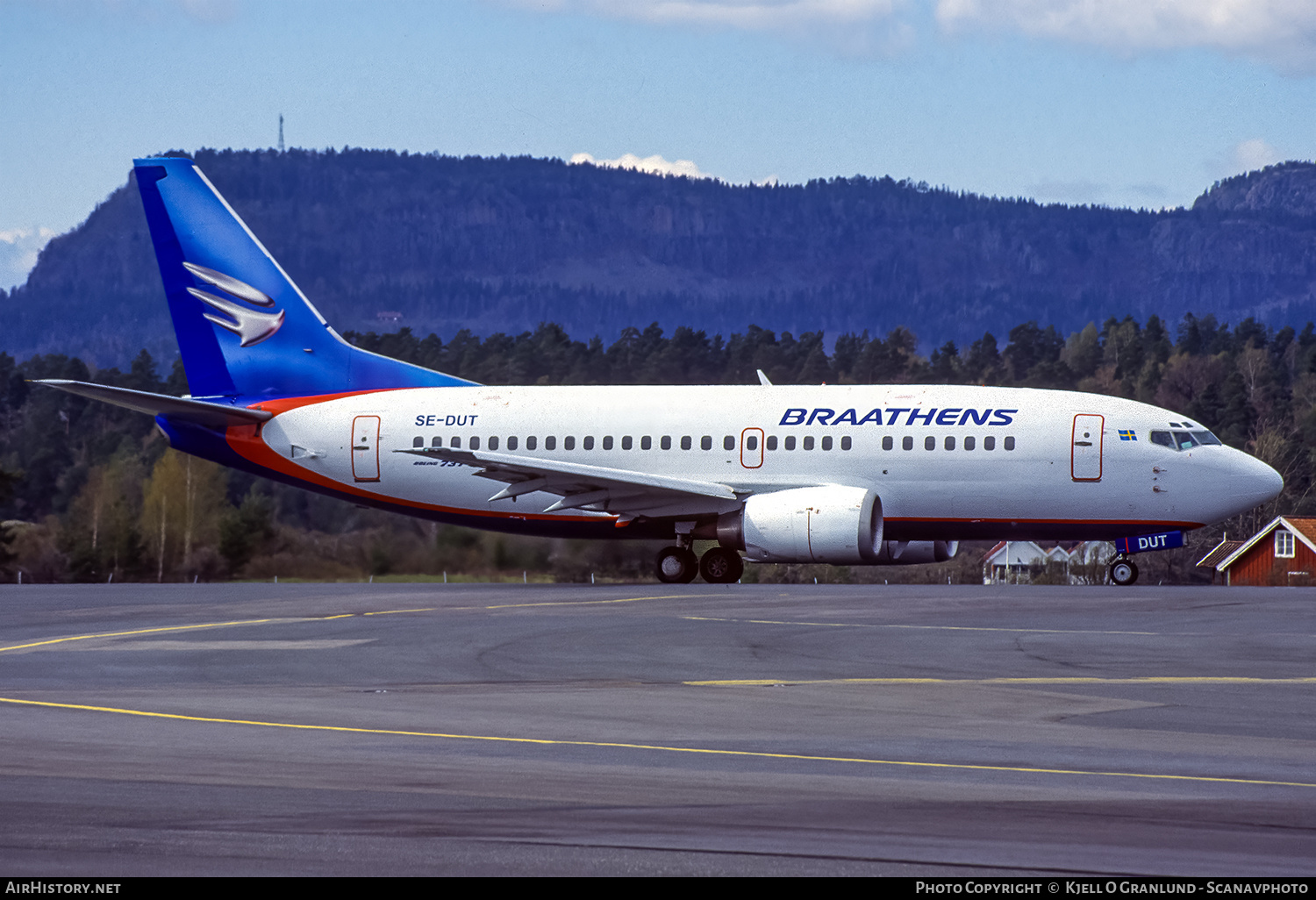 Aircraft Photo of SE-DUT | Boeing 737-548 | Braathens | AirHistory.net #659242