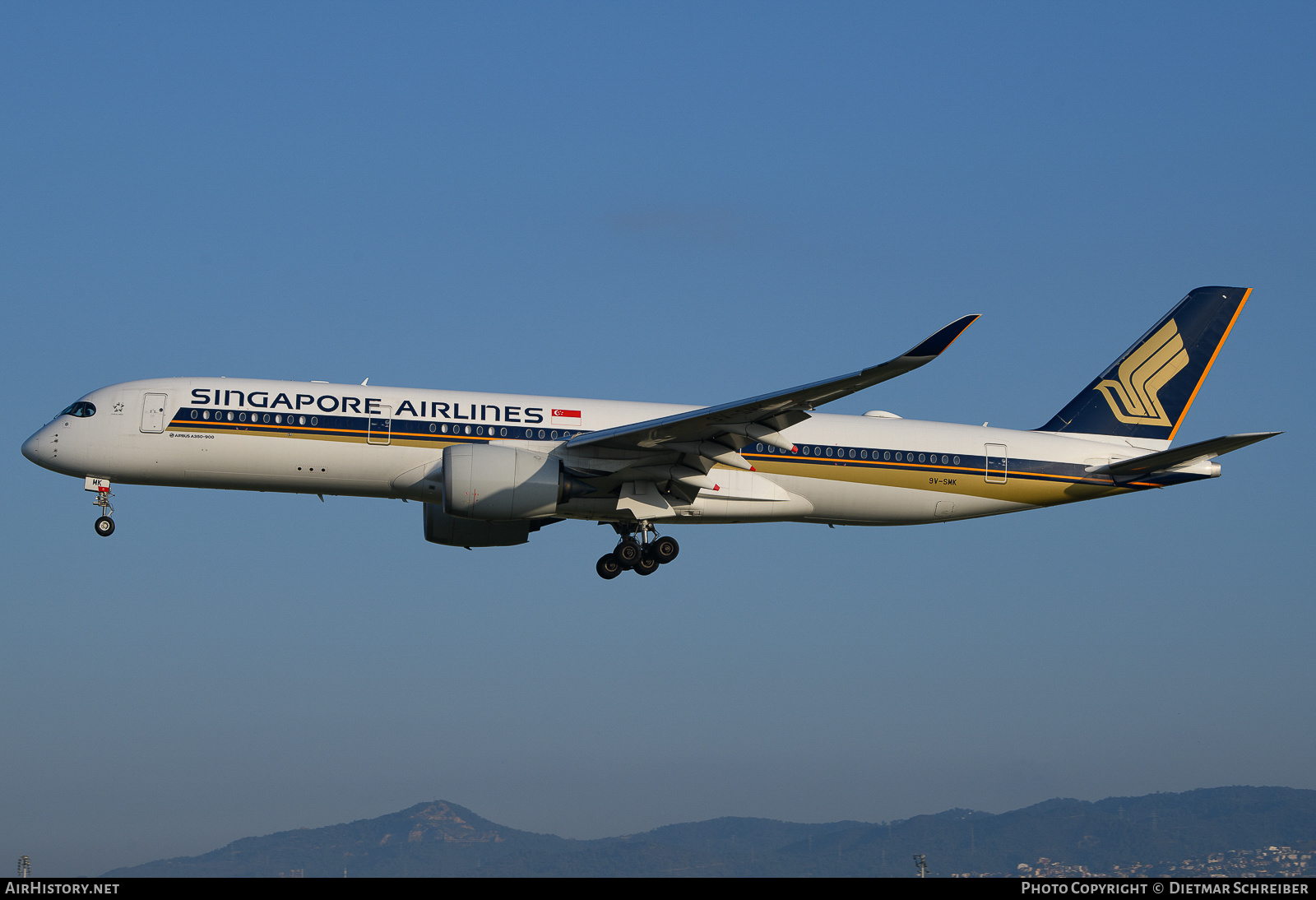 Aircraft Photo of 9V-SMK | Airbus A350-941 | Singapore Airlines | AirHistory.net #659357
