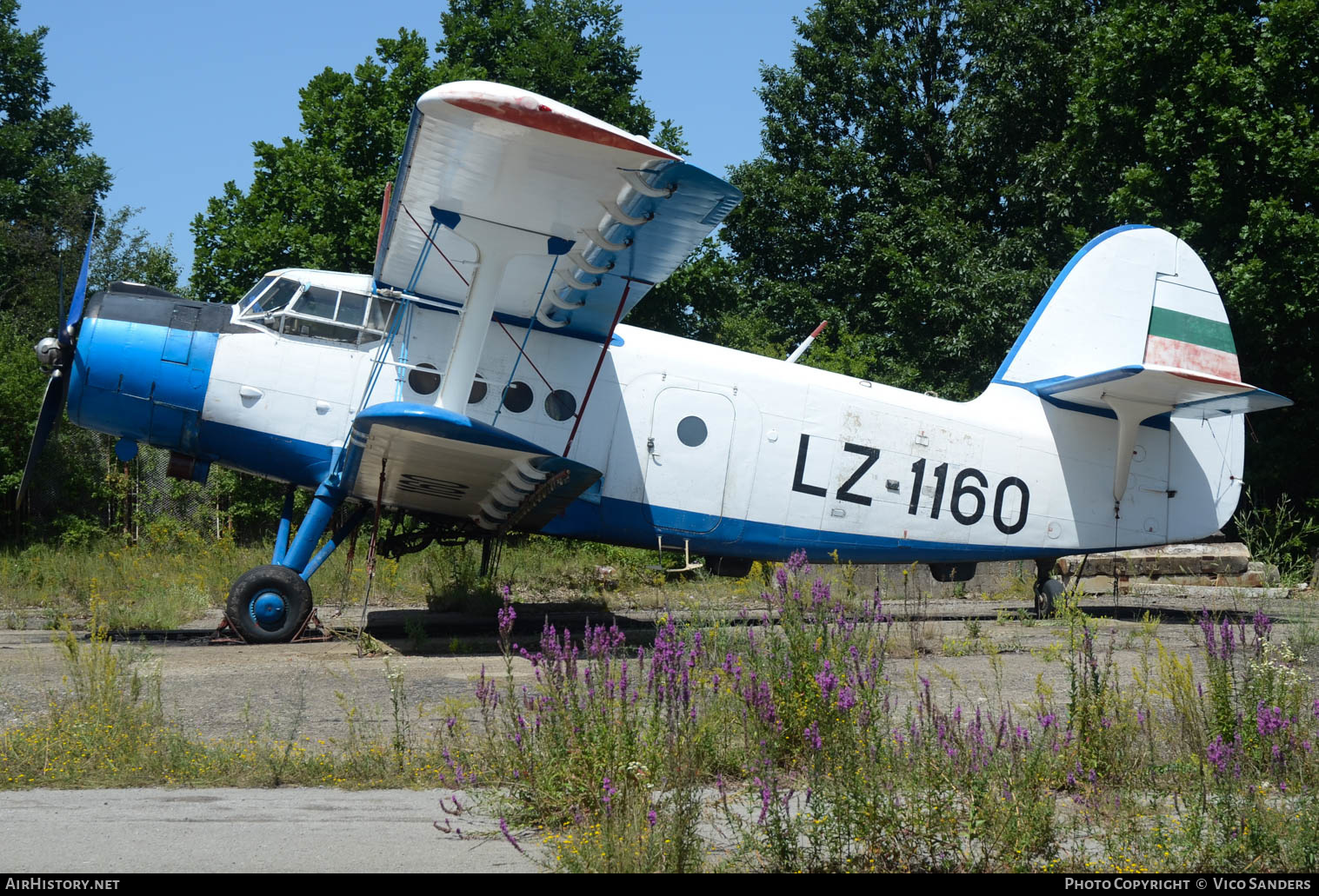 Aircraft Photo of LZ-1160 | Antonov An-2R | AirHistory.net #659366