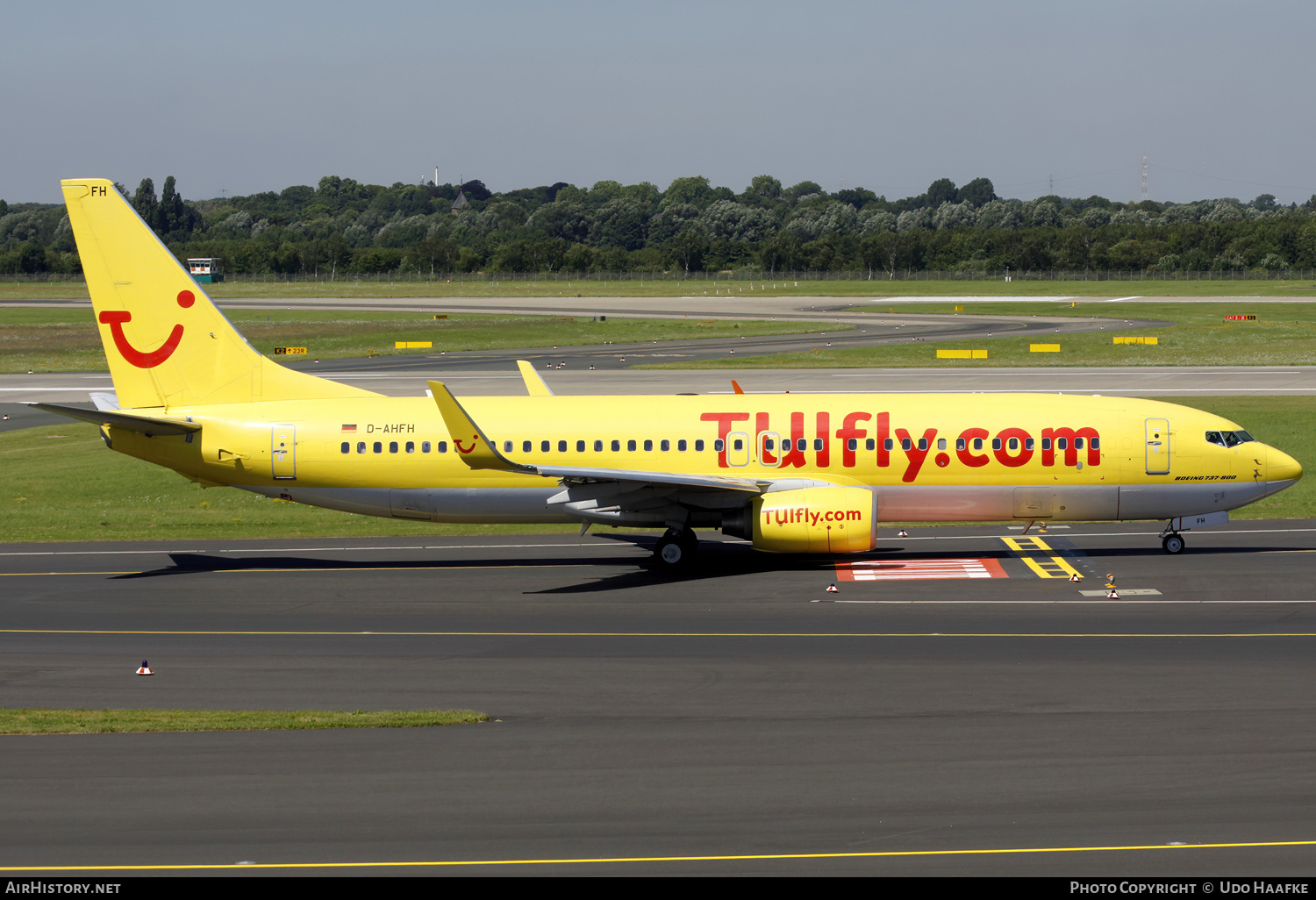 Aircraft Photo of D-AHFH | Boeing 737-8K5 | TUIfly | AirHistory.net #659476