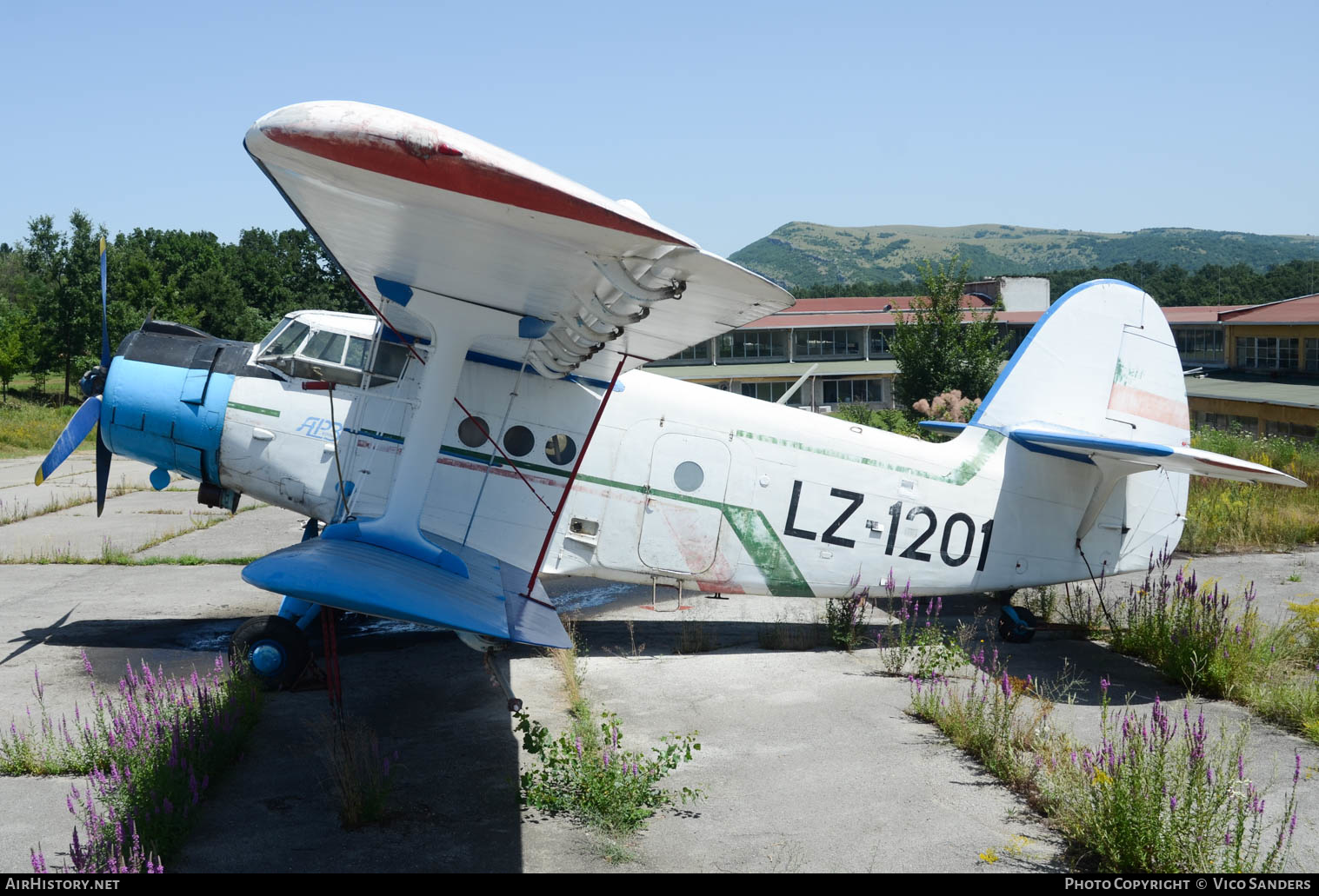 Aircraft Photo of LZ-1201 | Antonov An-2R | AirHistory.net #659509