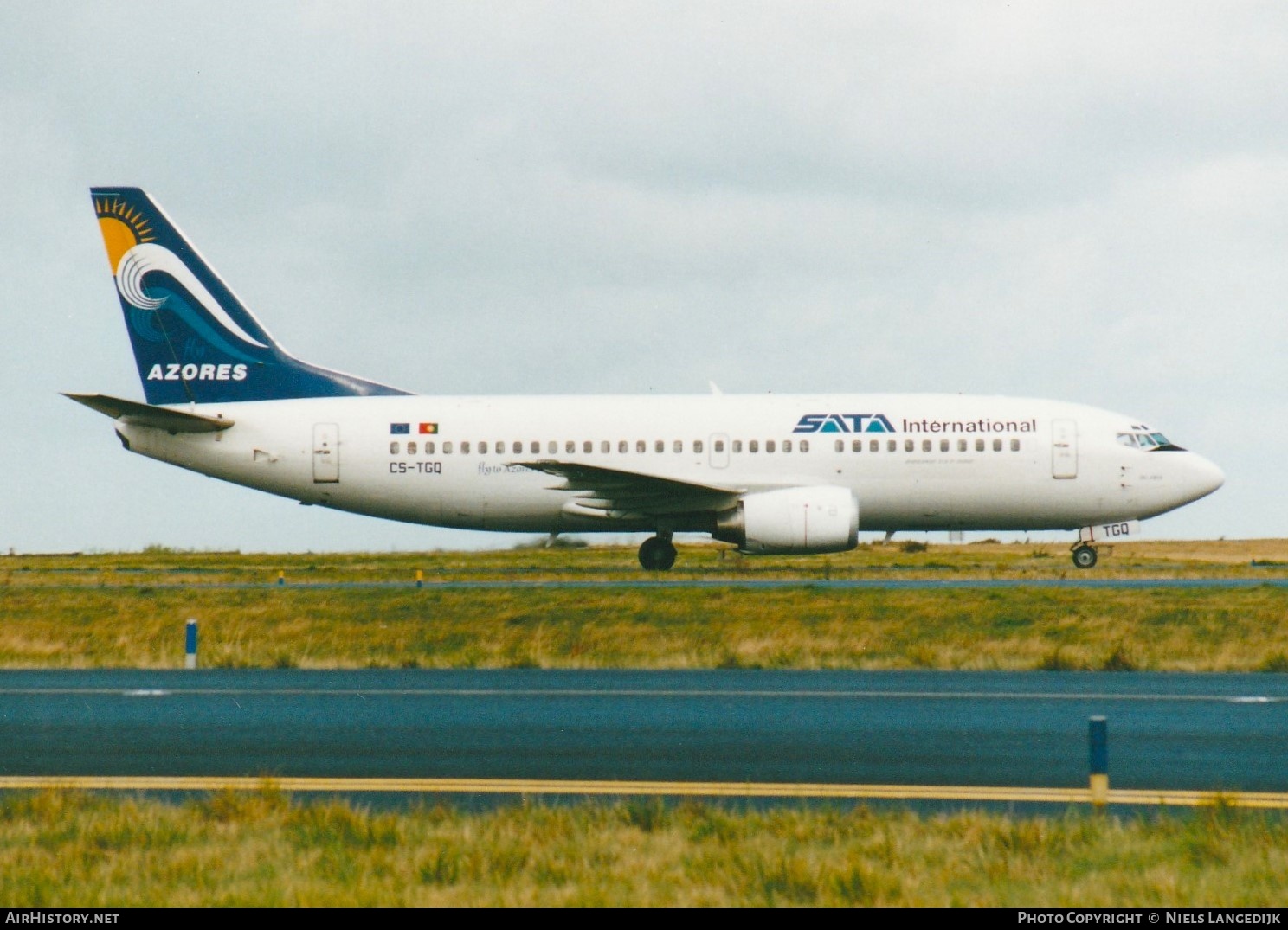 Aircraft Photo of CS-TGQ | Boeing 737-36N | SATA Internacional | AirHistory.net #659608