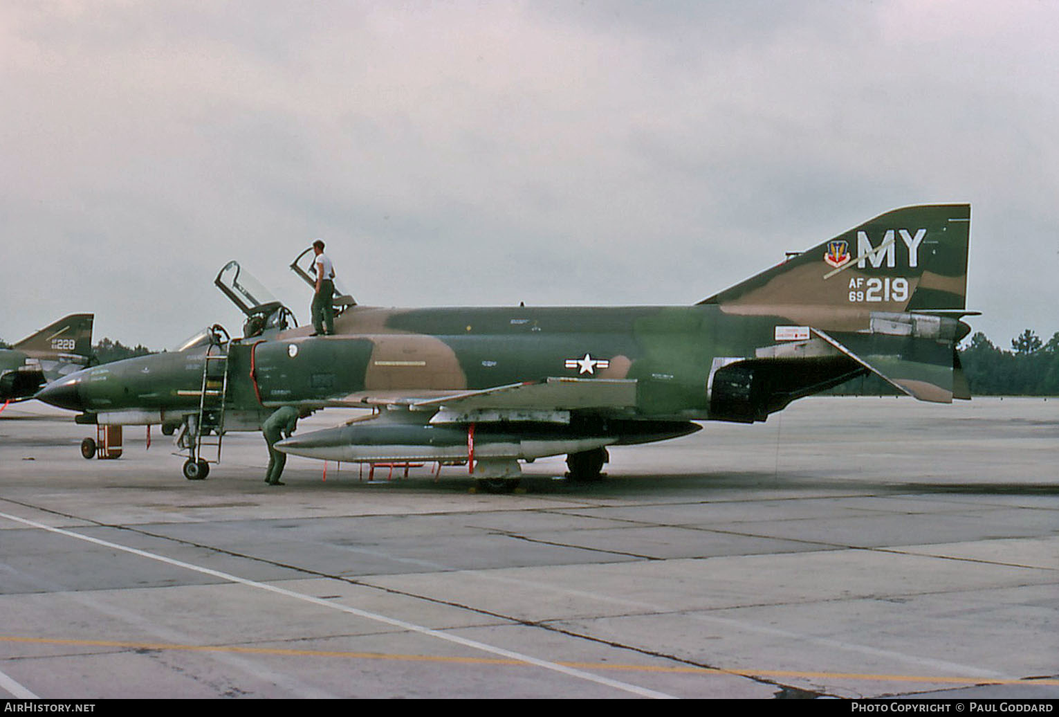 Aircraft Photo of 69-7219 / AF69-219 | McDonnell Douglas F-4E Phantom II | USA - Air Force | AirHistory.net #659650