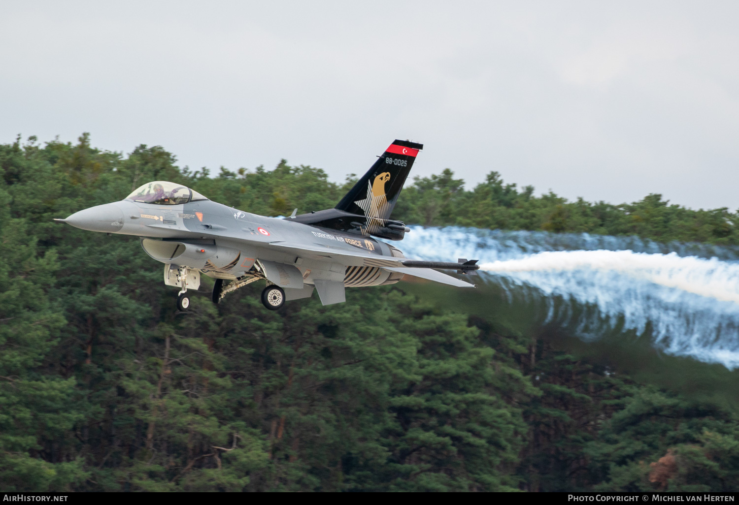 Aircraft Photo of 88-0025 | Lockheed Martin F-16C Fighting Falcon | Turkey - Air Force | AirHistory.net #659699
