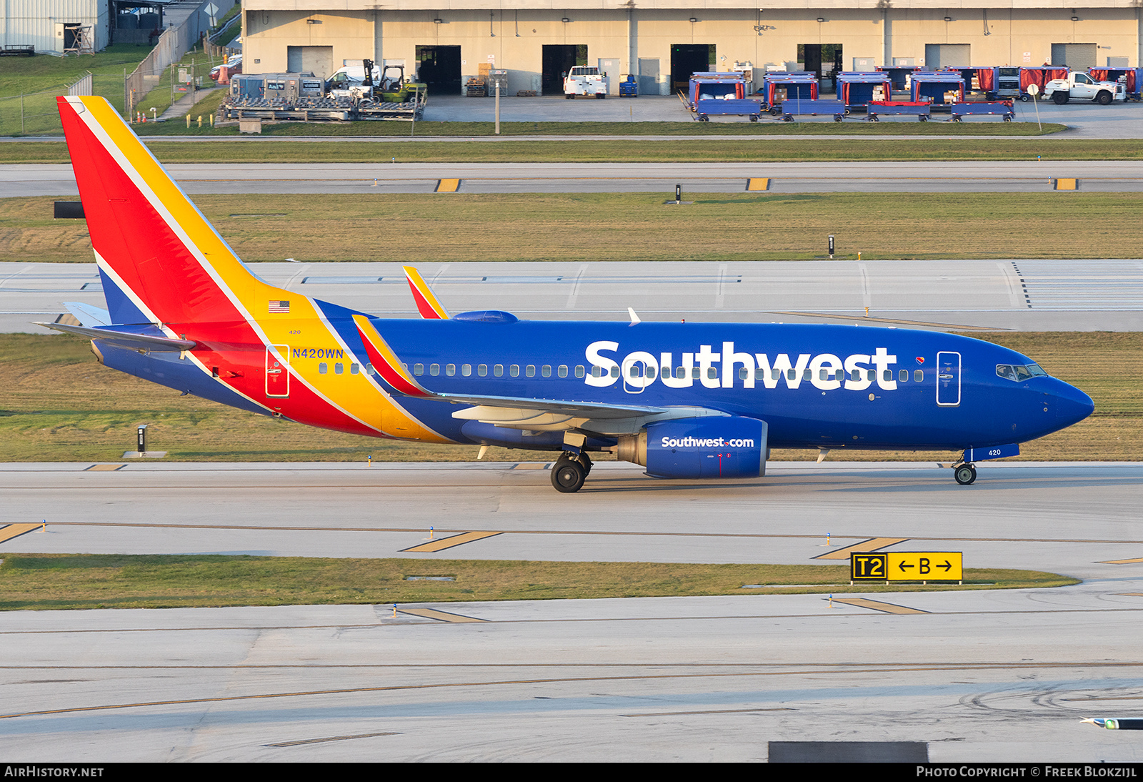 Aircraft Photo of N420WN | Boeing 737-7H4 | Southwest Airlines | AirHistory.net #659714