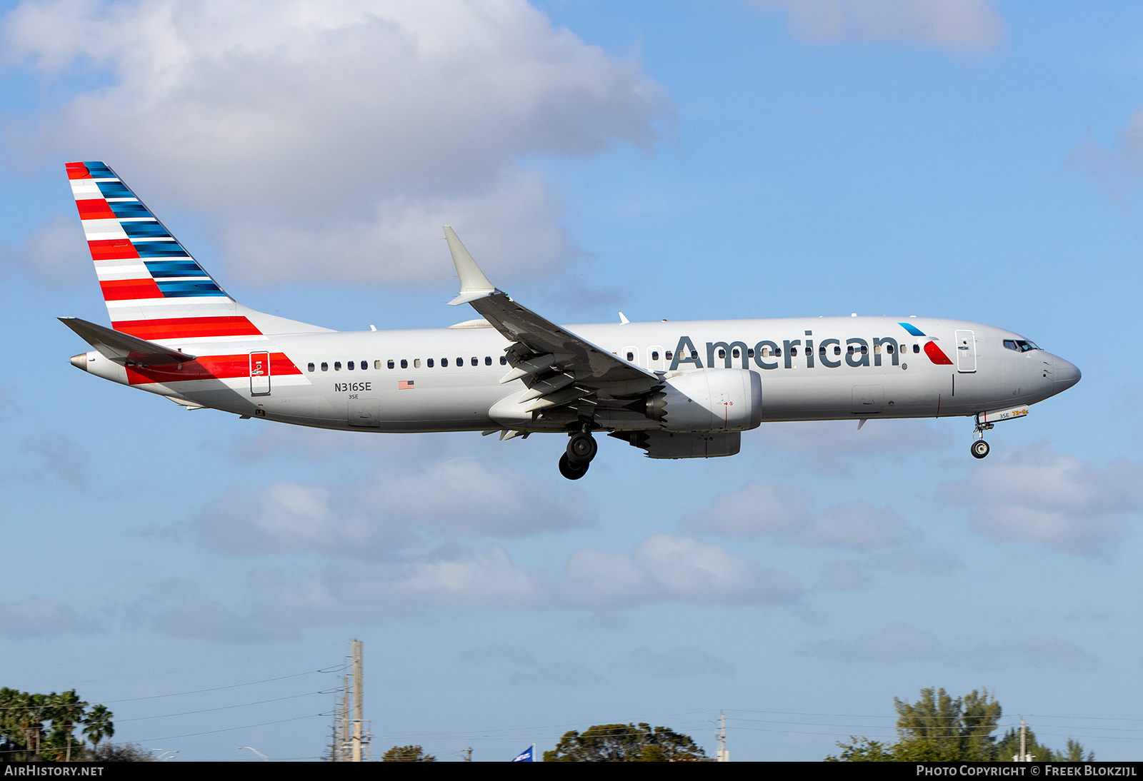 Aircraft Photo of N316SE | Boeing 737-8 Max 8 | American Airlines | AirHistory.net #659726