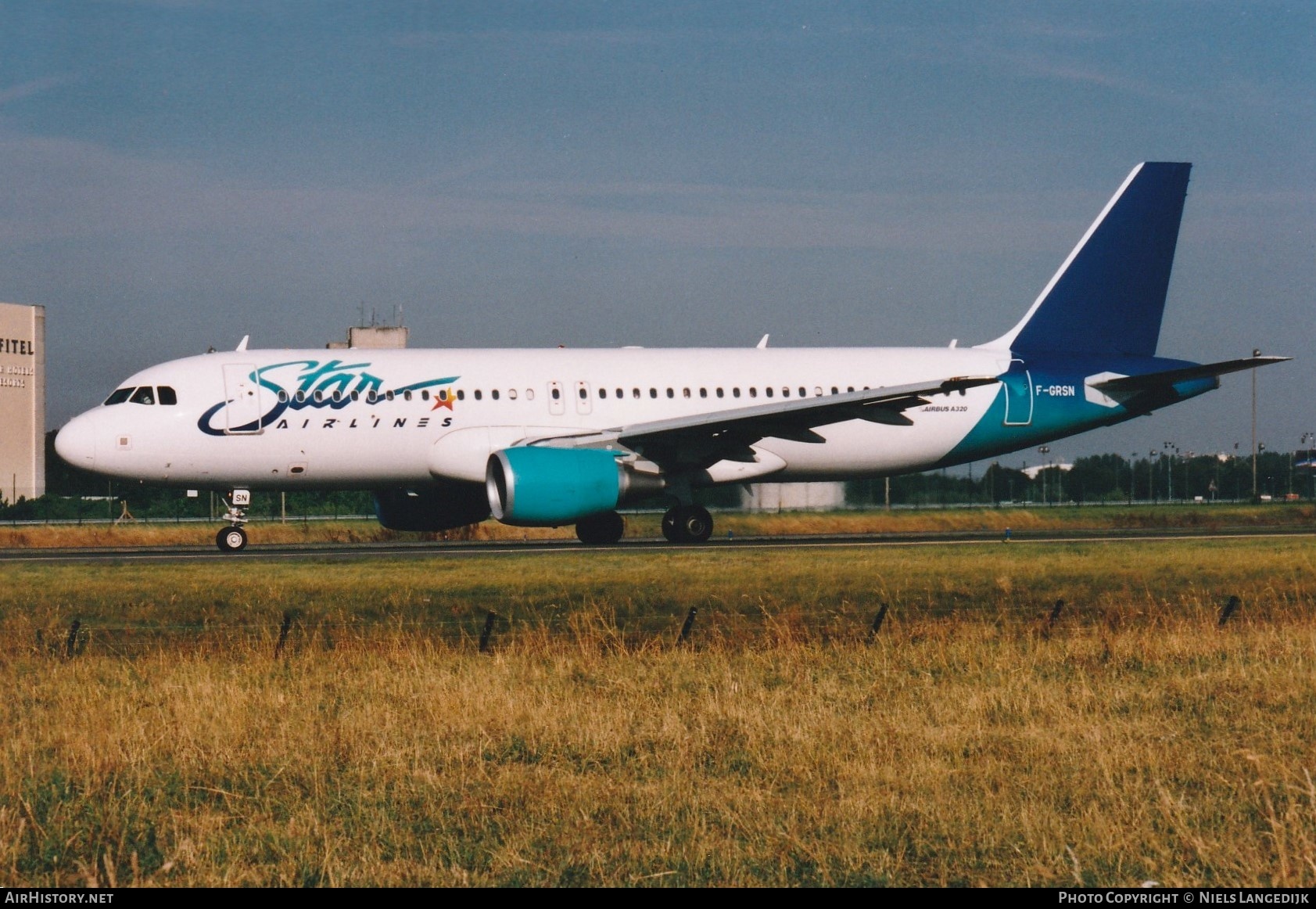 Aircraft Photo of F-GRSN | Airbus A320-214 | Star Airlines | AirHistory.net #659783