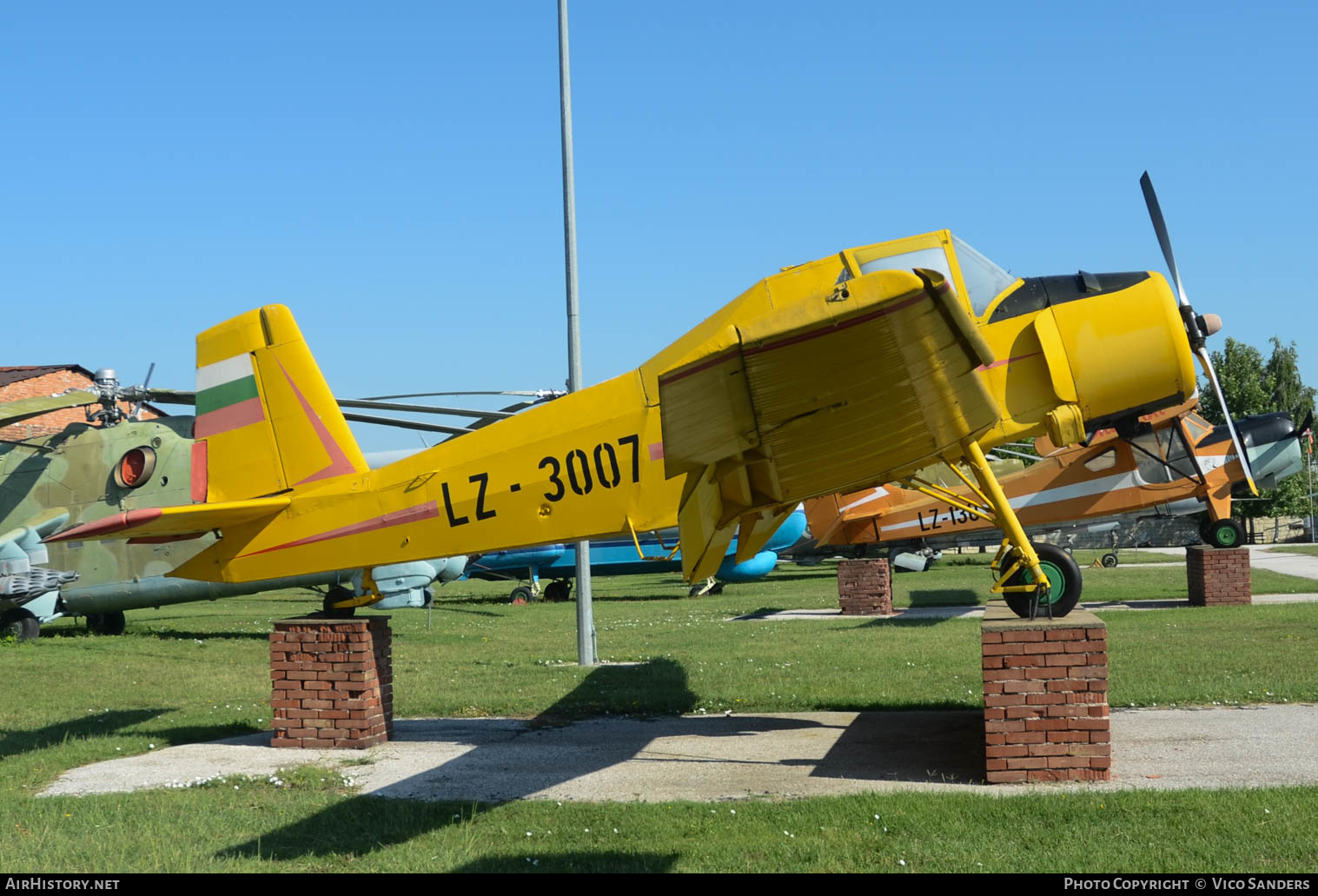 Aircraft Photo of LZ-3007 | Zlin Z-37... Cmelak | AirHistory.net #659789