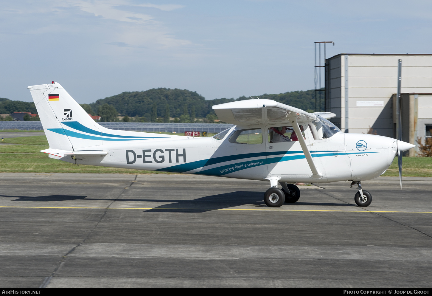 Aircraft Photo of D-EGTH | Reims F172N Skyhawk | The Flight Academy | AirHistory.net #659934