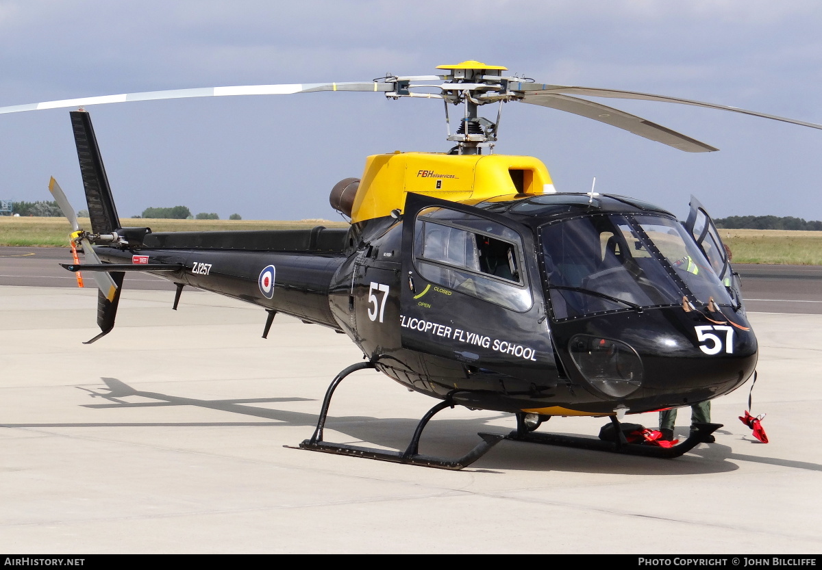 Aircraft Photo of ZJ257 | Eurocopter AS-350BB Squirrel HT1 | UK - Air Force | AirHistory.net #659935