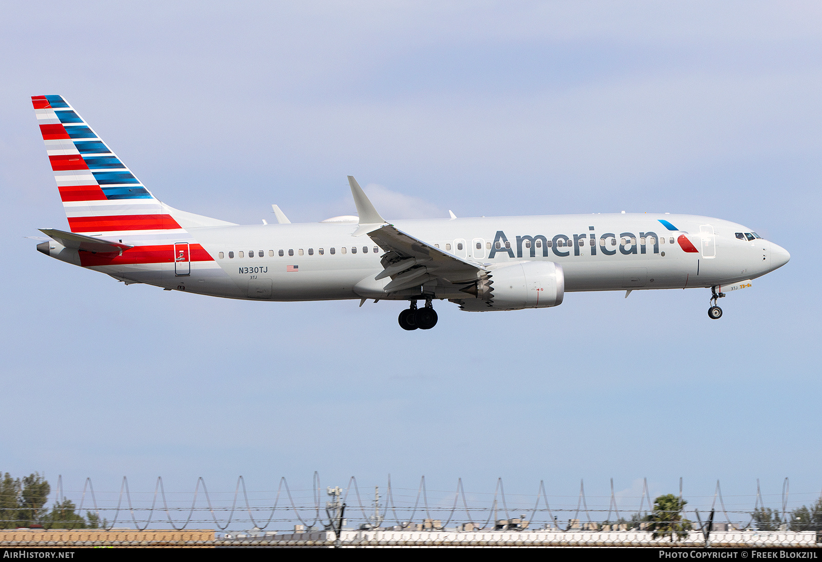 Aircraft Photo of N330TJ | Boeing 737-8 Max 8 | American Airlines | AirHistory.net #660005