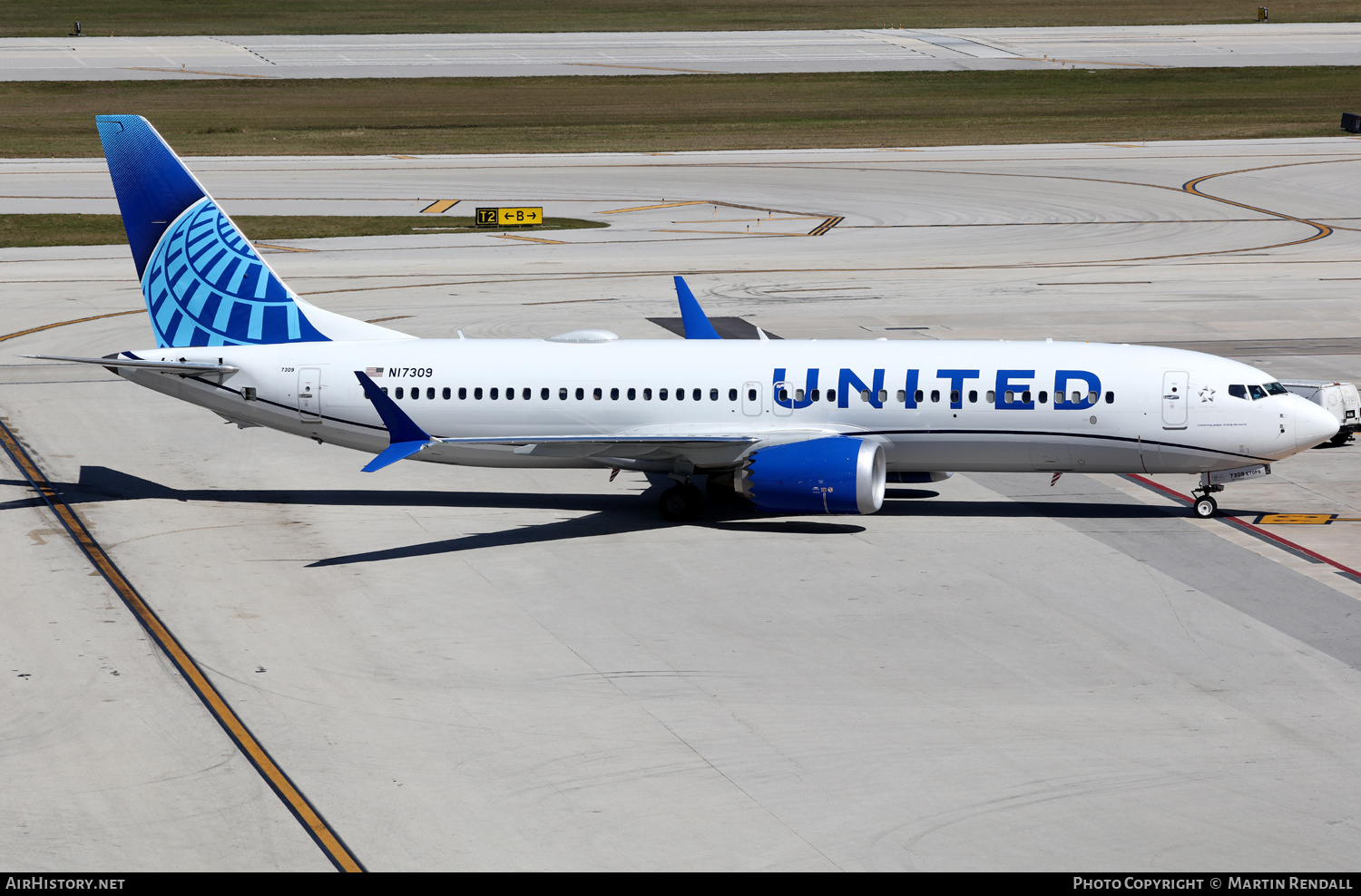 Aircraft Photo of N17309 | Boeing 737-8 Max 8 | United Airlines | AirHistory.net #660016