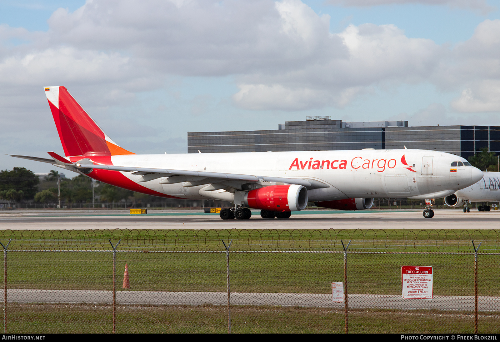 Aircraft Photo of N334QT | Airbus A330-243F | Avianca Cargo | AirHistory.net #660054
