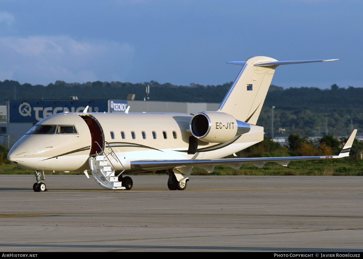 Aircraft Photo of EC-JYT | Bombardier Challenger 604 (CL-600-2B16) | AirHistory.net #660064
