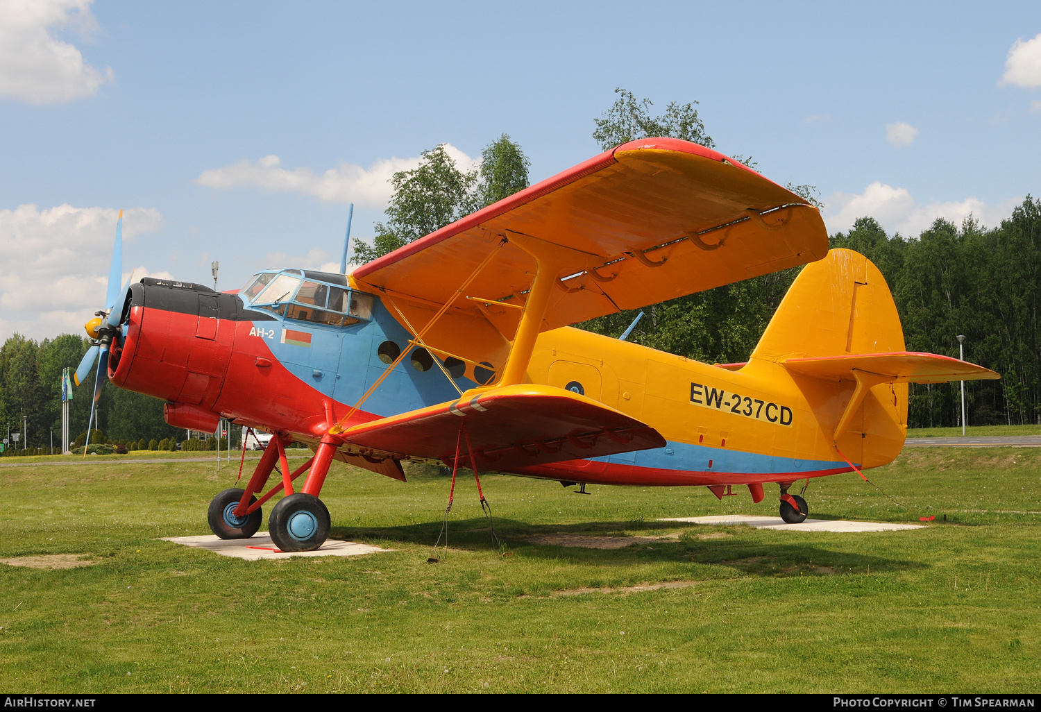 Aircraft Photo of EW-237CD | Antonov An-2R | AirHistory.net #660093