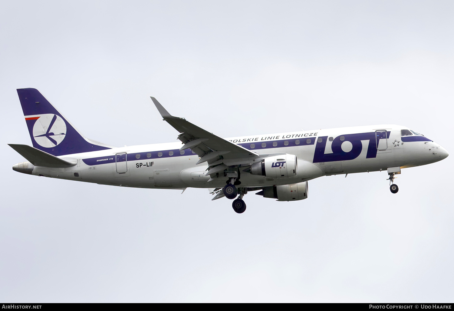 Aircraft Photo of SP-LIF | Embraer 175SU (ERJ-170-200SU) | LOT Polish Airlines - Polskie Linie Lotnicze | AirHistory.net #660095