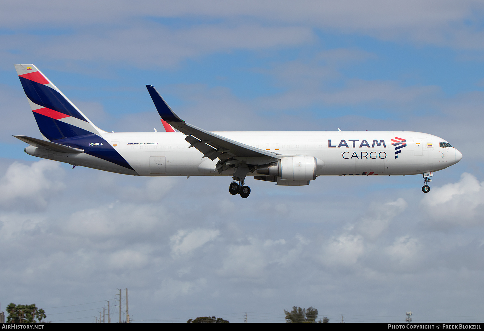 Aircraft Photo of N540LA | Boeing 767-316/ER(BCF) | LATAM Cargo | AirHistory.net #660098