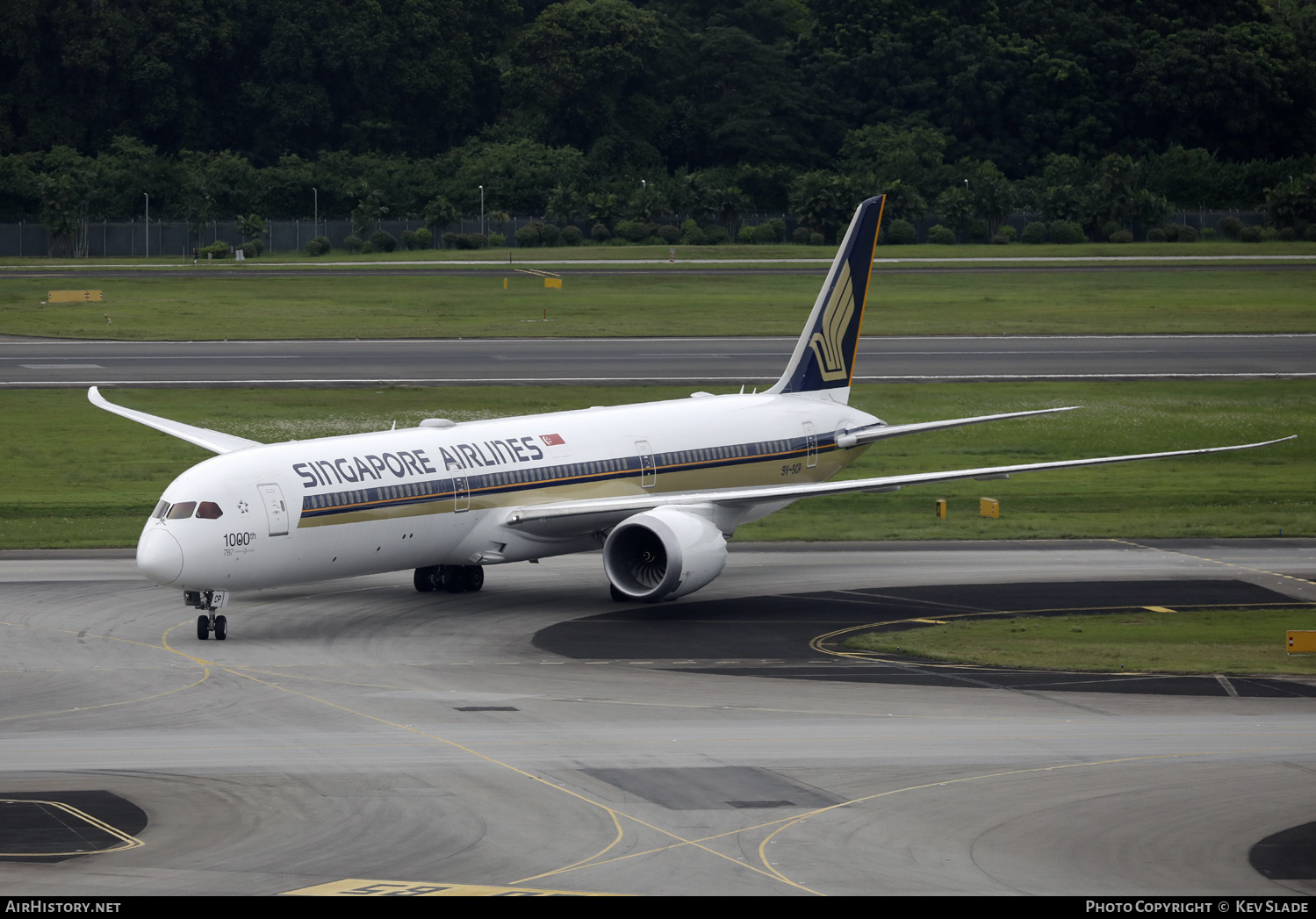 Aircraft Photo of 9V-SCP | Boeing 787-10 Dreamliner | Singapore Airlines | AirHistory.net #660113