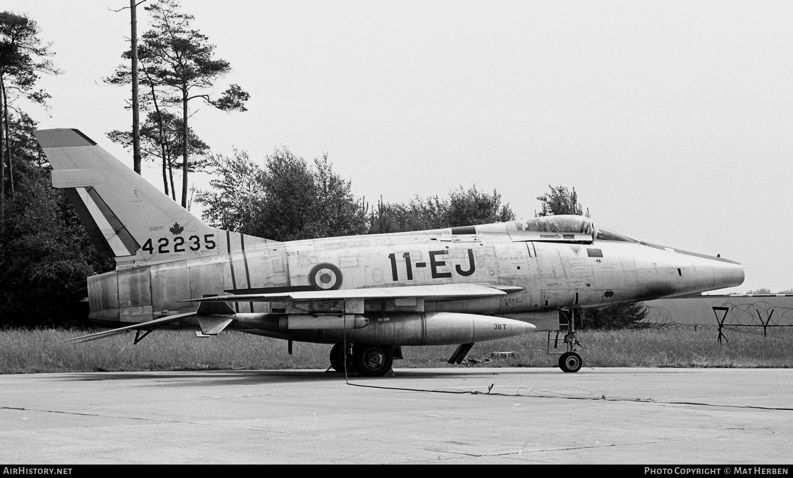Aircraft Photo of 42235 | North American F-100D Super Sabre | France - Air Force | AirHistory.net #660240