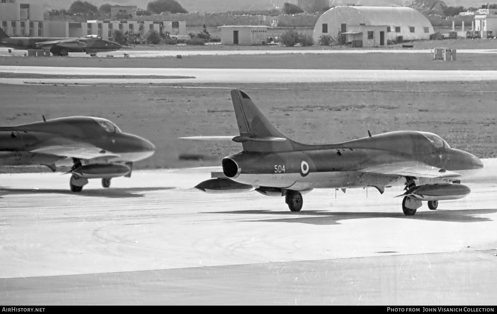 Aircraft Photo of 504 | Hawker Hunter T75 | Singapore - Air Force | AirHistory.net #660279