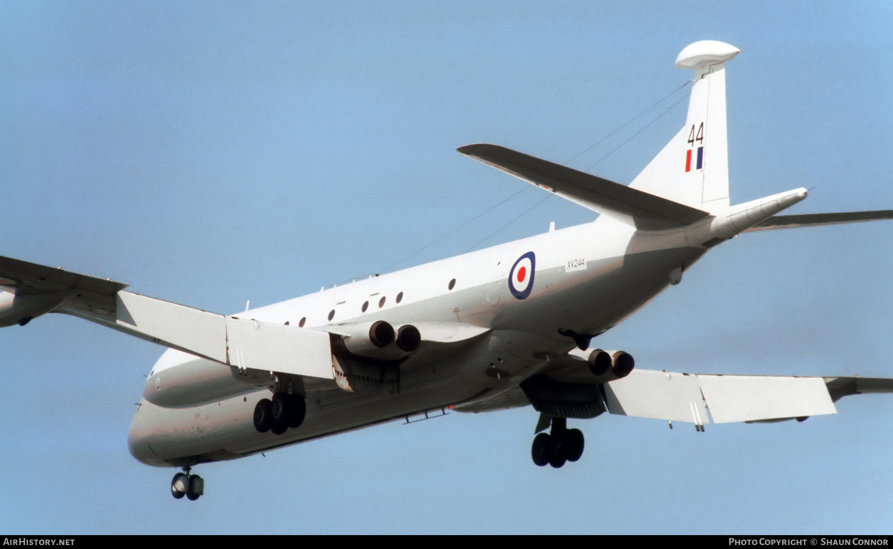 Aircraft Photo of XV244 | Hawker Siddeley Nimrod MR1 | UK - Air Force | AirHistory.net #660297