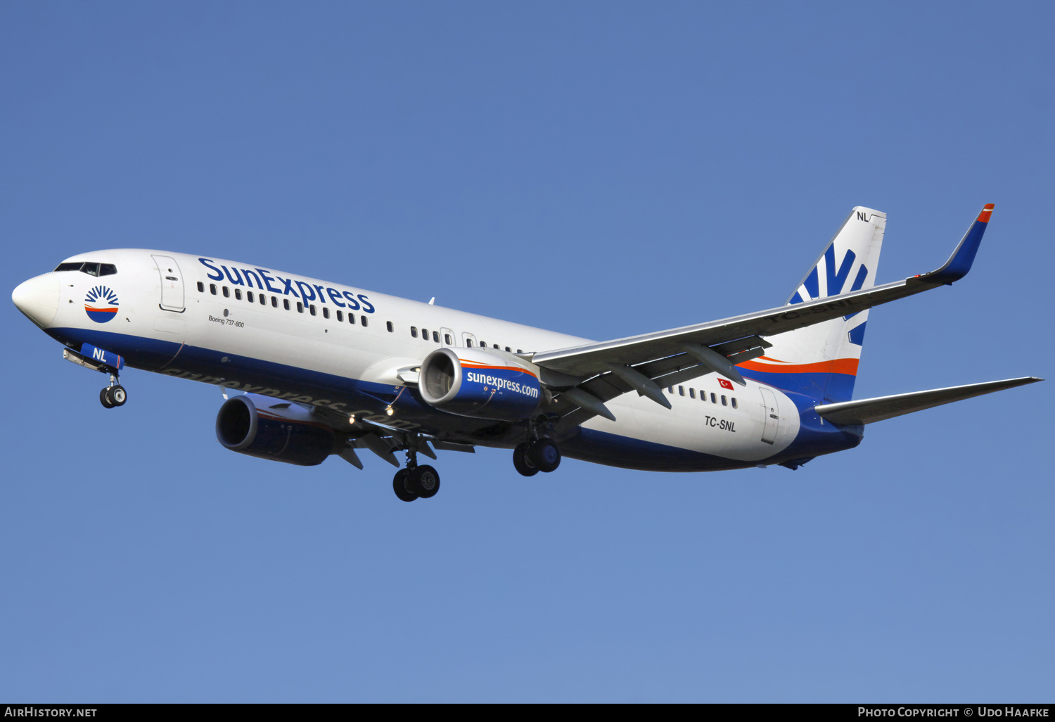 Aircraft Photo of TC-SNL | Boeing 737-86N | SunExpress | AirHistory.net #660305