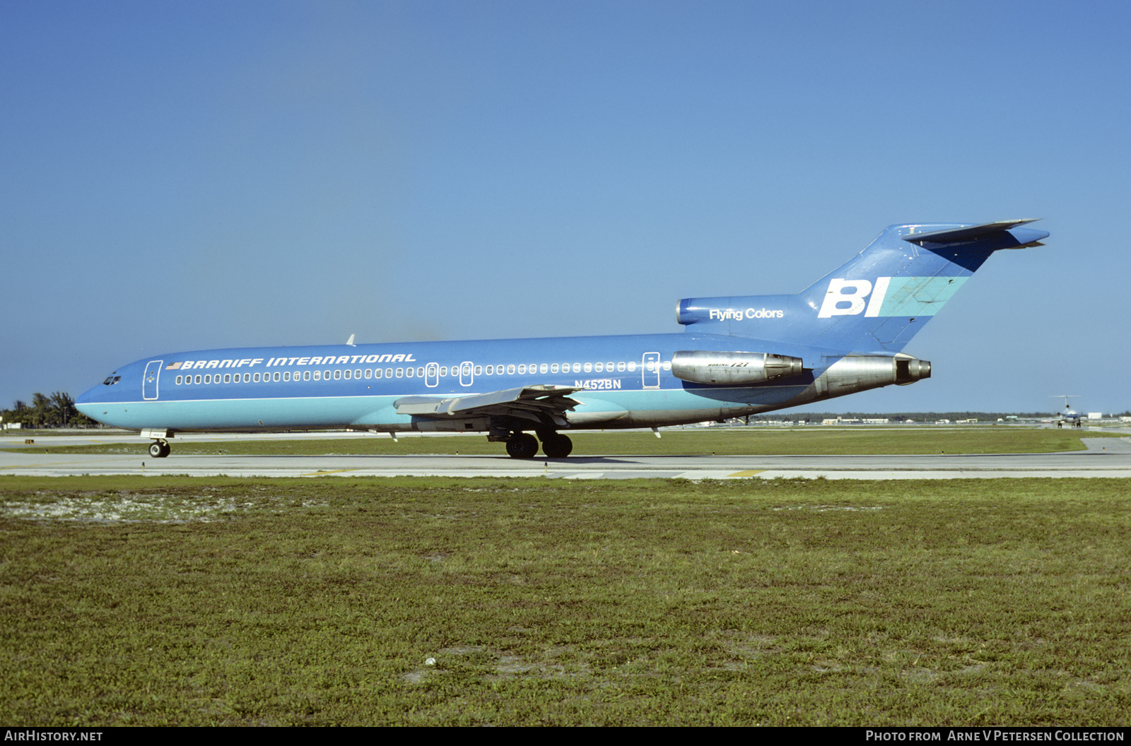 Aircraft Photo of N452BN | Boeing 727-227/Adv | Braniff International Airways | AirHistory.net #660343