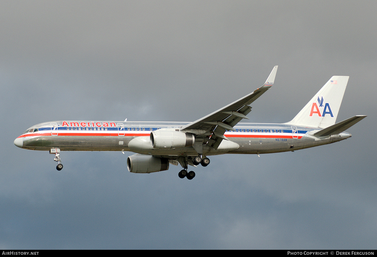 Aircraft Photo of N678AN | Boeing 757-223 | American Airlines | AirHistory.net #660469