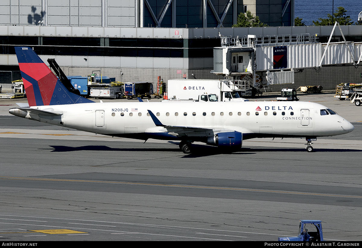 Aircraft Photo of N208JQ | Embraer 175LR (ERJ-170-200LR) | Delta Connection | AirHistory.net #660495