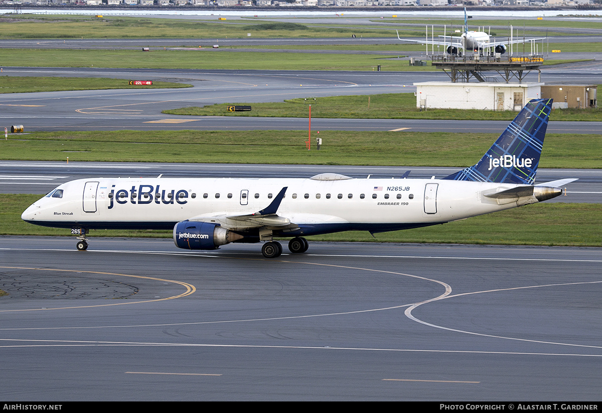 Aircraft Photo of N265JB | Embraer 190AR (ERJ-190-100IGW) | JetBlue Airways | AirHistory.net #660496