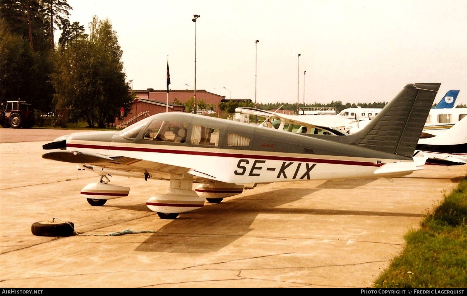 Aircraft Photo of SE-KIX | Piper PA-28-181 Archer II | AirHistory.net #660613