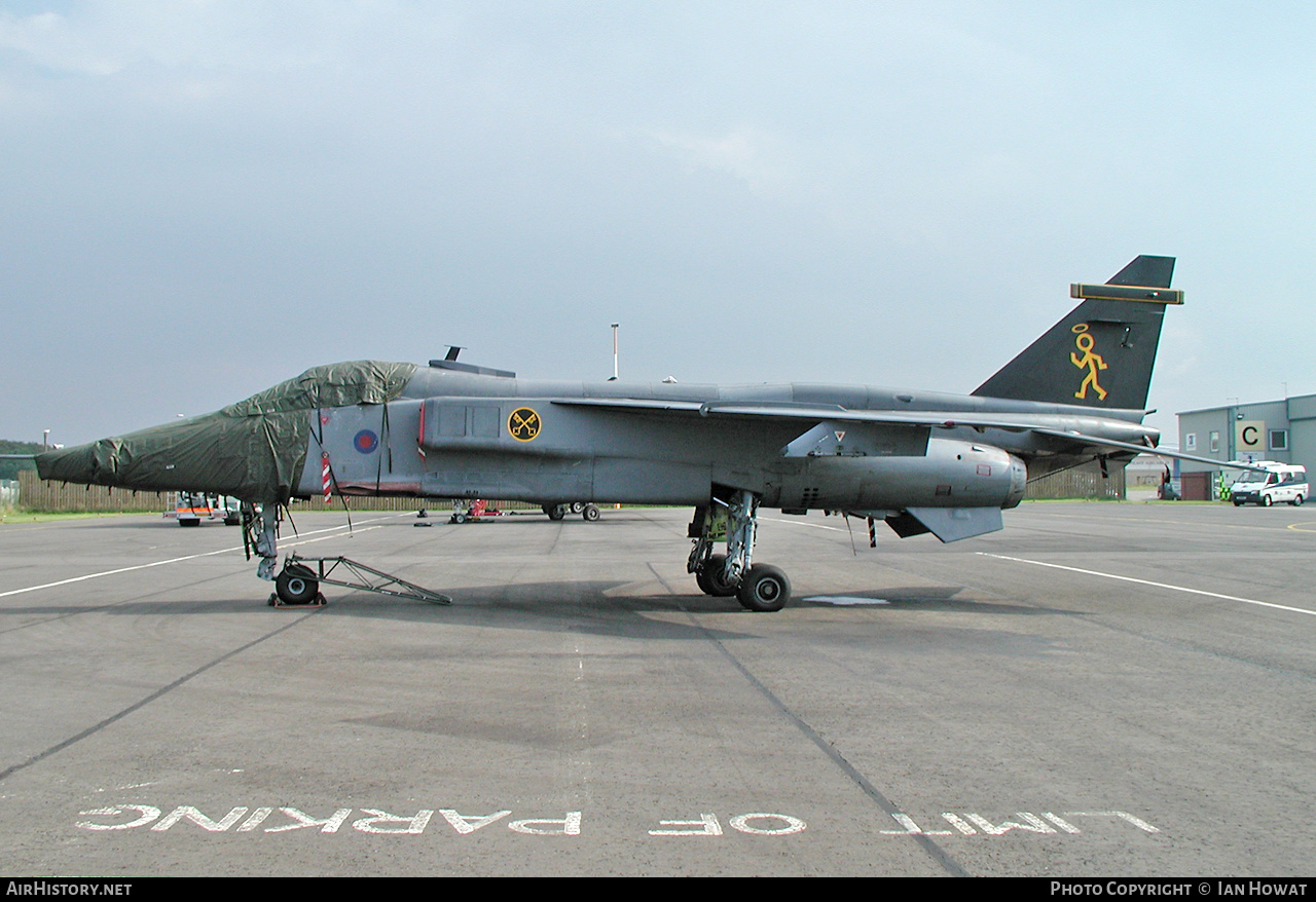 Aircraft Photo of XZ117 | Sepecat Jaguar GR3A | UK - Air Force | AirHistory.net #660650