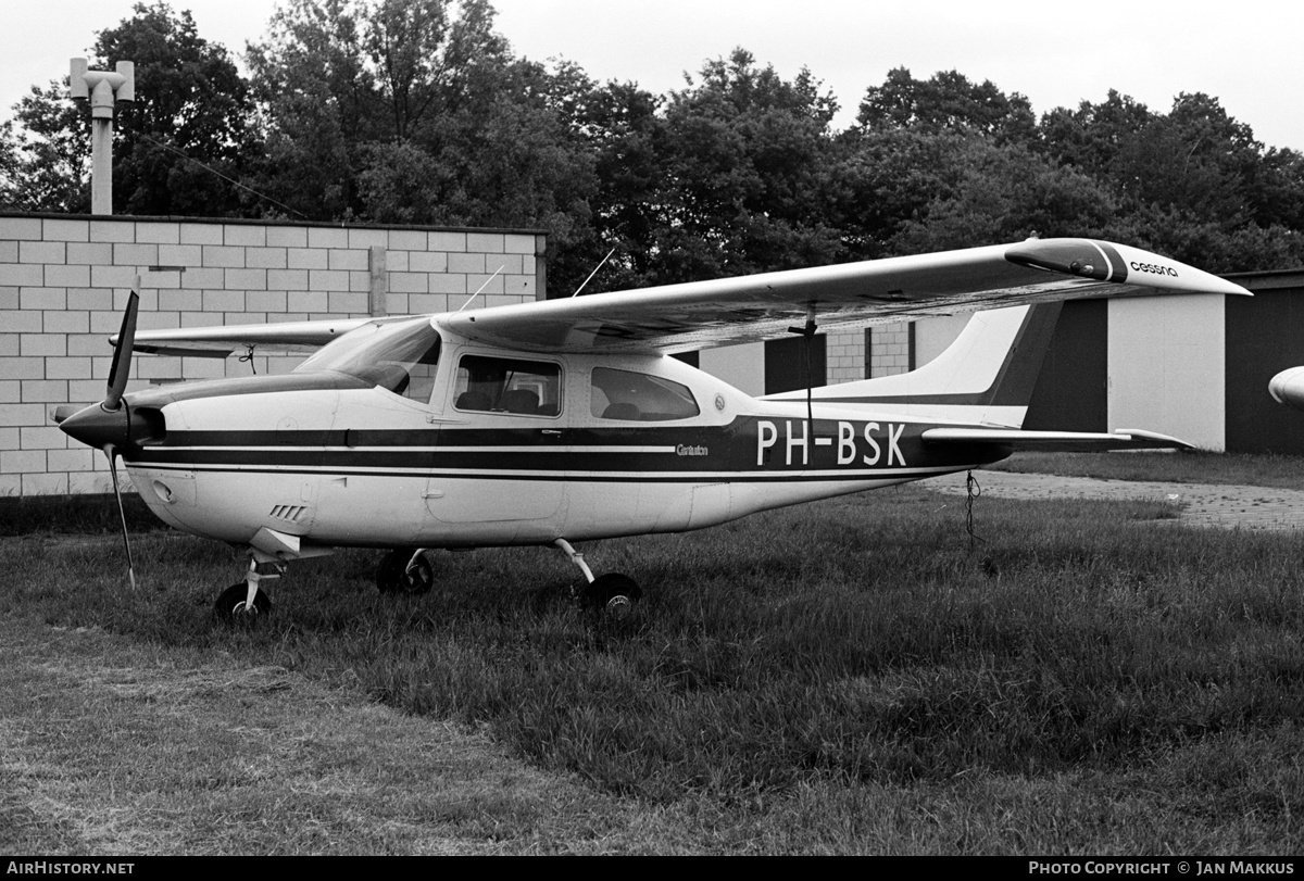 Aircraft Photo of PH-BSK | Cessna 210 Centurion | AirHistory.net #660680