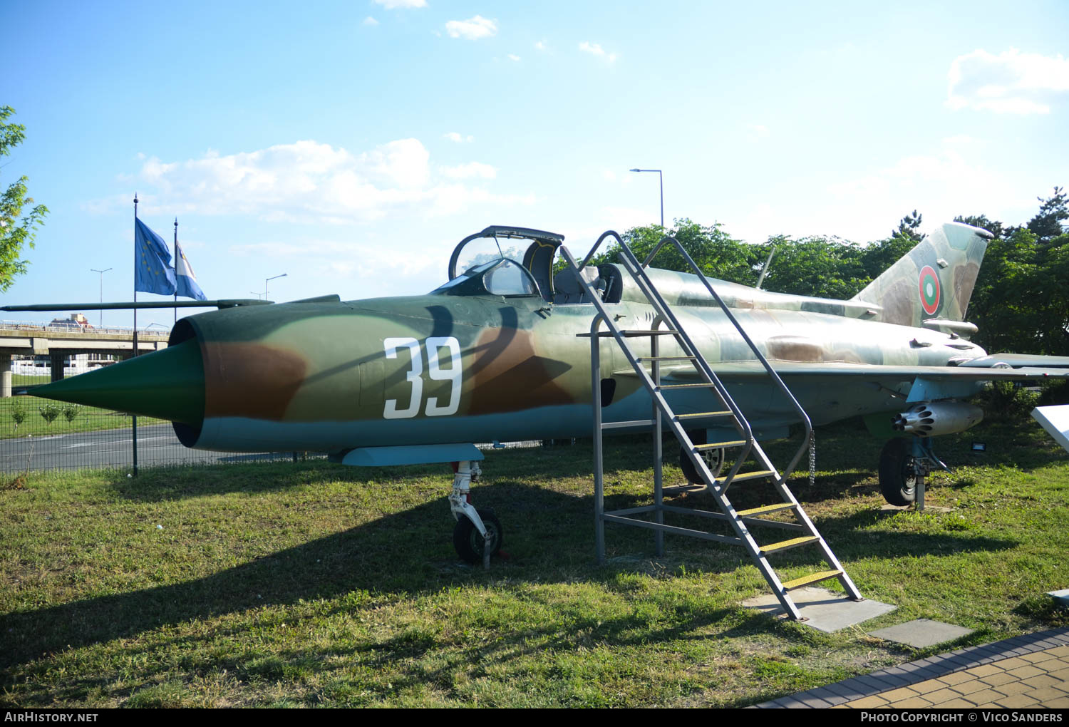Aircraft Photo of 39 | Mikoyan-Gurevich MiG-21PFM | Bulgaria - Air Force | AirHistory.net #660722