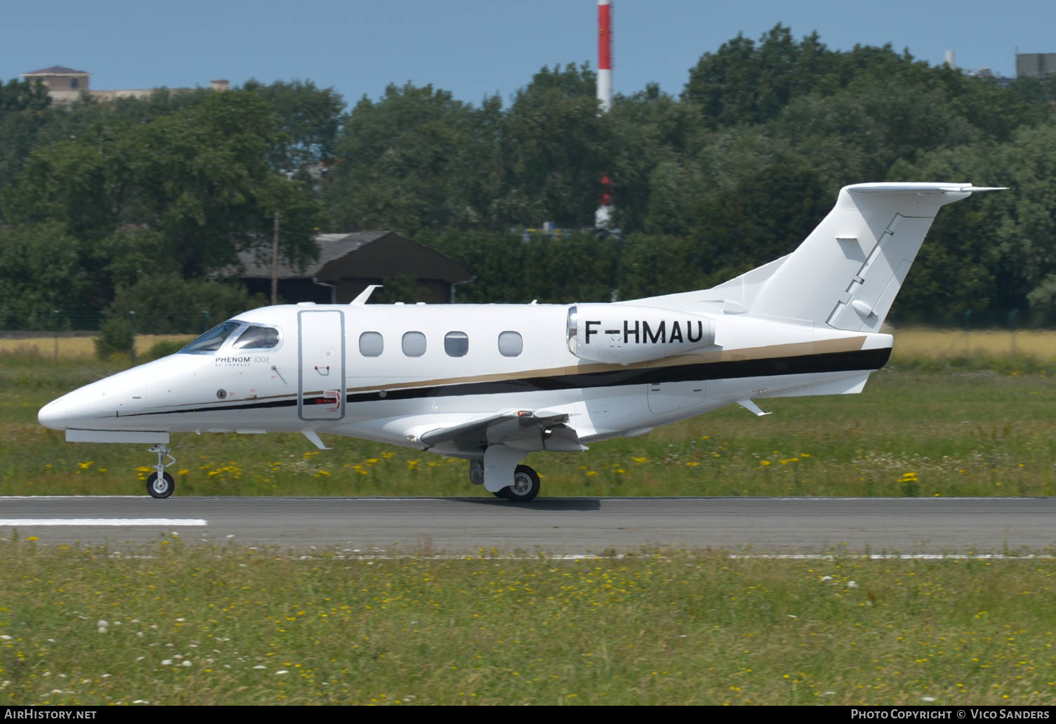 Aircraft Photo of F-HMAU | Embraer EMB-500 Phenom 100 | AirHistory.net #660827