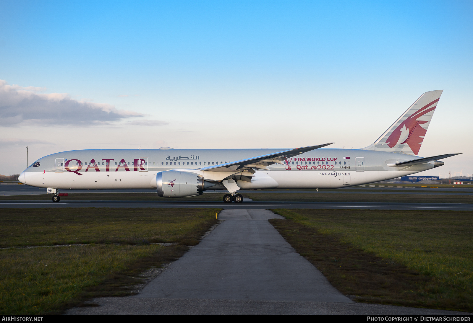 Aircraft Photo of A7-BHB | Boeing 787-9 Dreamliner | Qatar Airways | AirHistory.net #660862