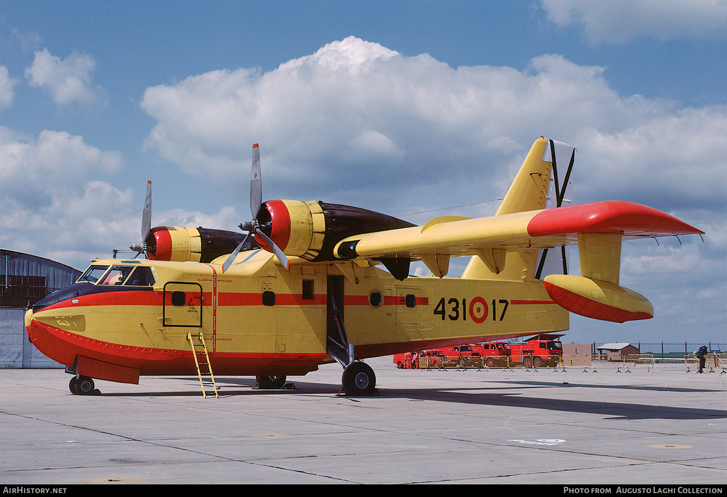 Aircraft Photo of UD13-17 | Canadair CL-215-IV (CL-215-1A10) | Spain - Air Force | AirHistory.net #660902