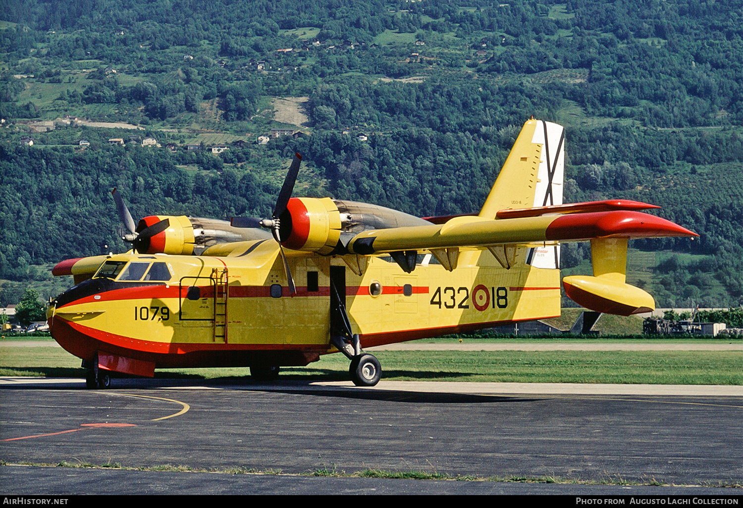 Aircraft Photo of UD13-18 | Canadair CL-215-IV (CL-215-1A10) | Spain - Air Force | AirHistory.net #660929