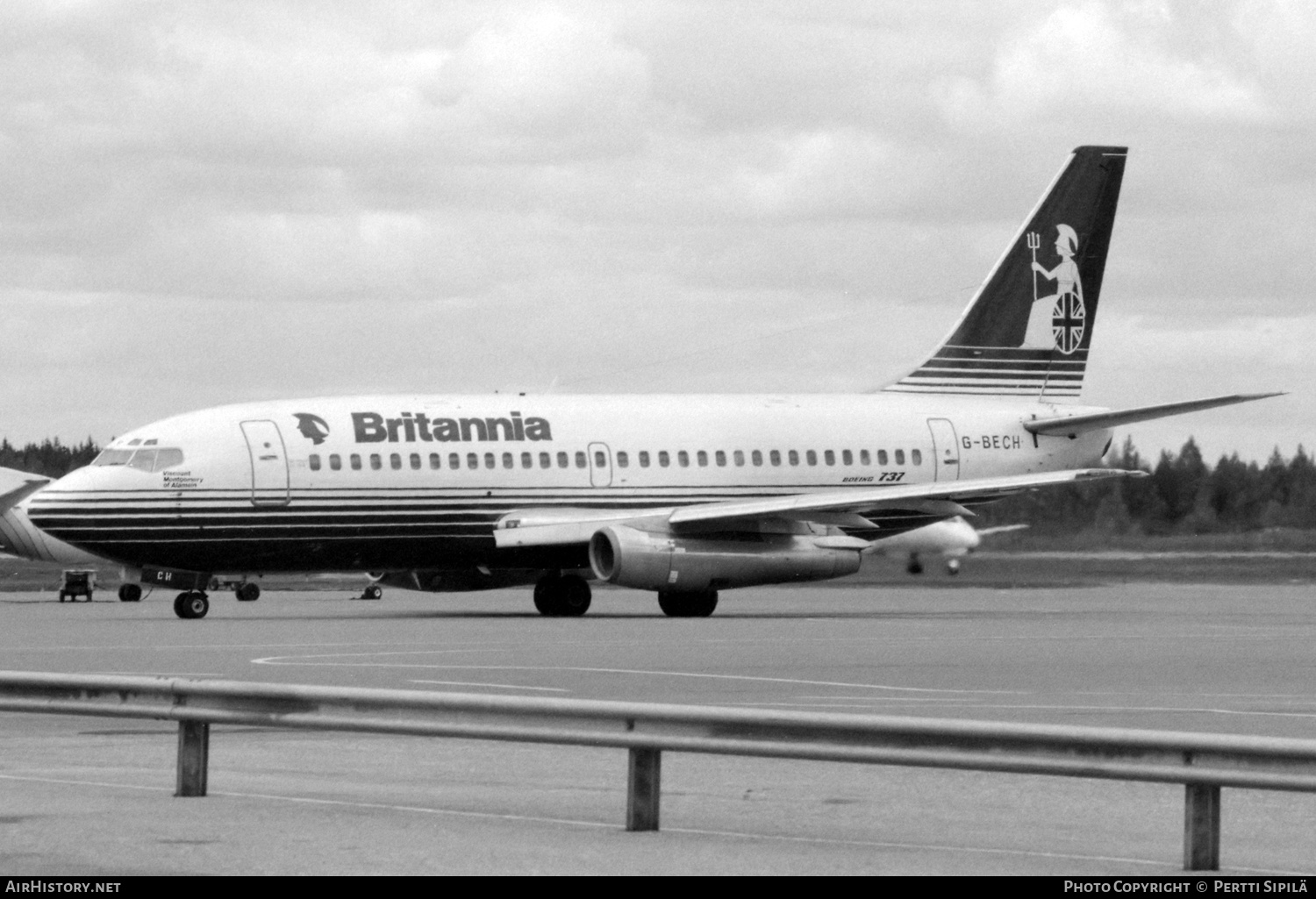 Aircraft Photo of G-BECH | Boeing 737-204/Adv | Britannia Airways | AirHistory.net #660930
