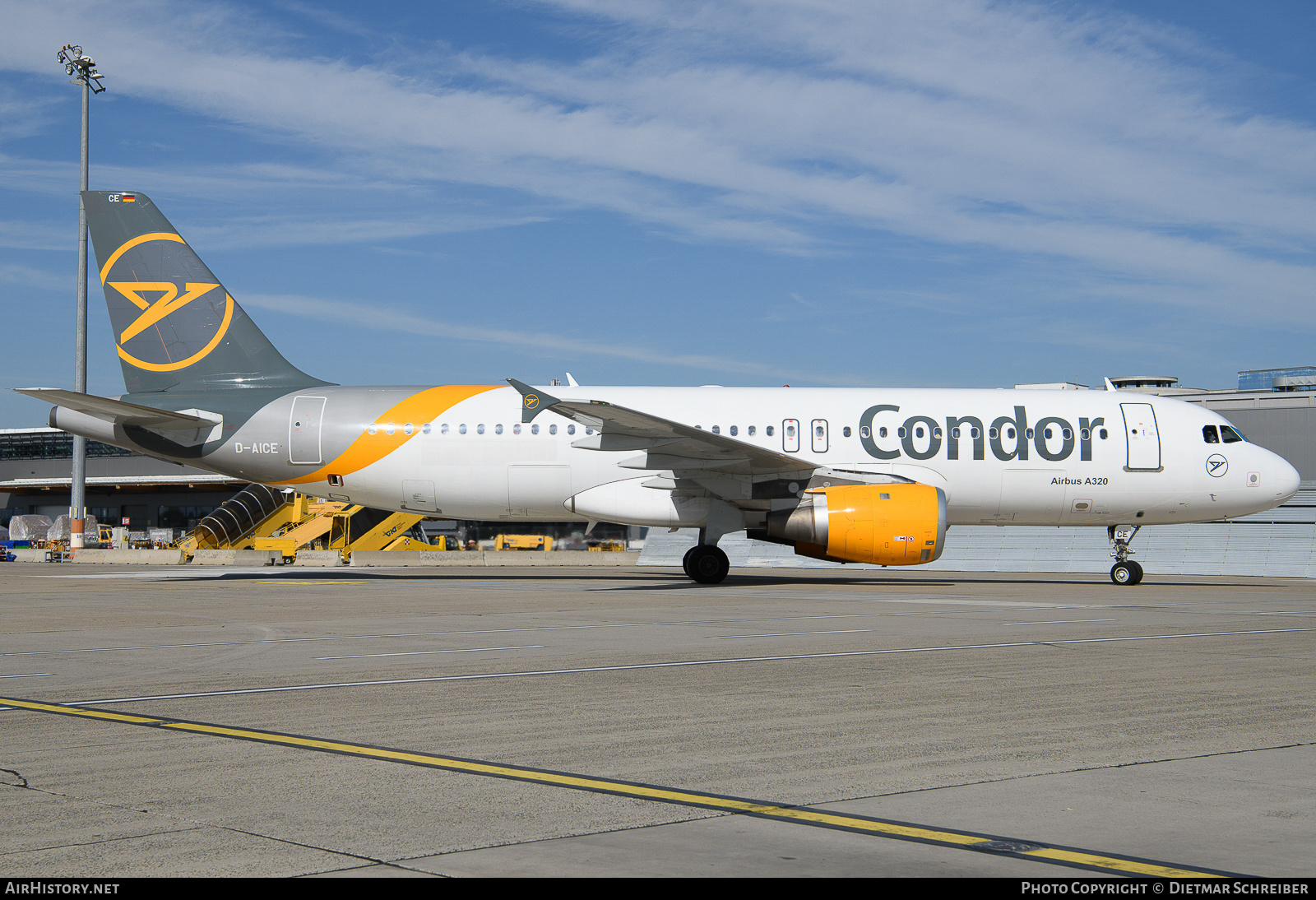 Aircraft Photo of D-AICE | Airbus A320-212 | Condor Flugdienst | AirHistory.net #661044
