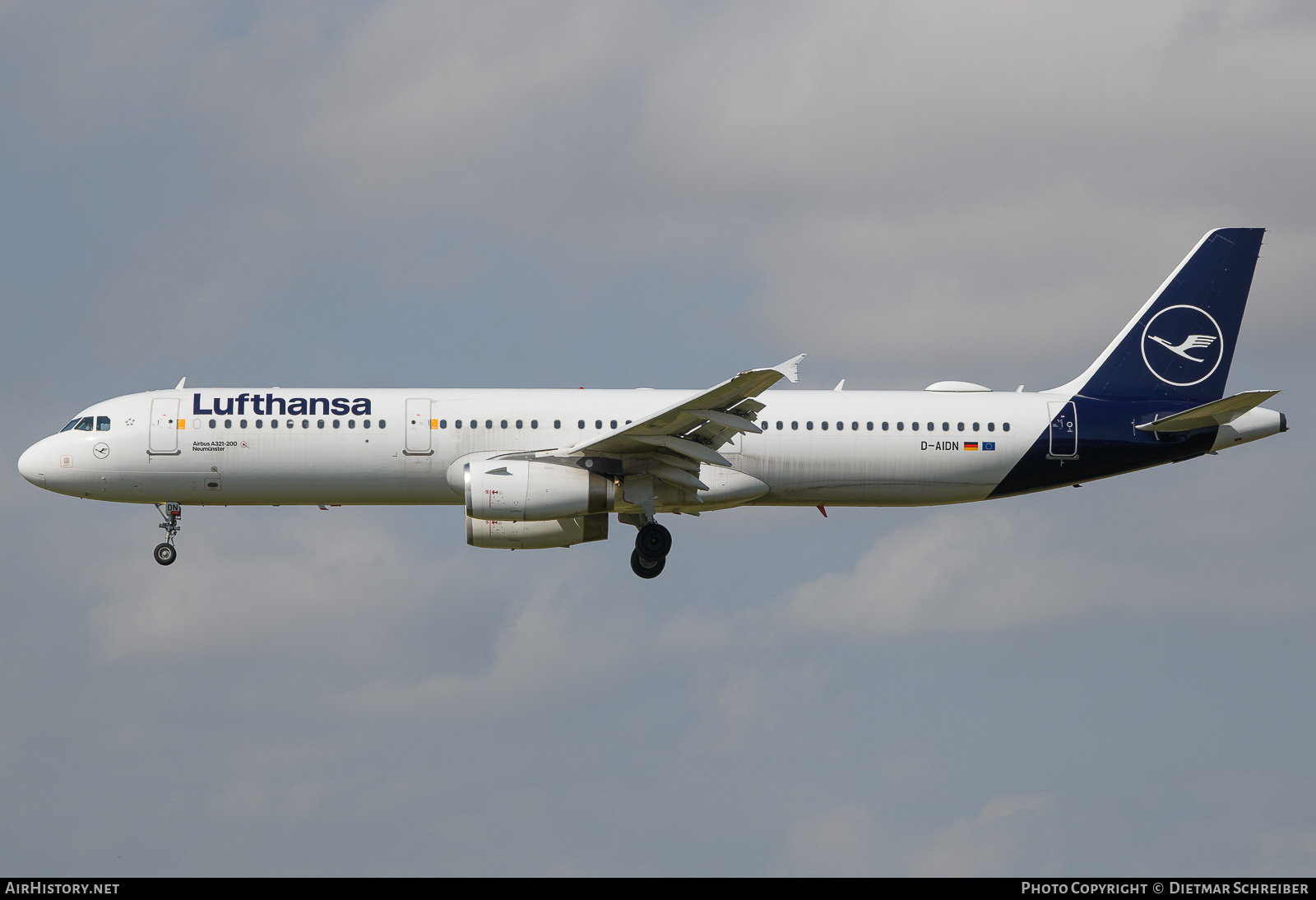 Aircraft Photo of D-AIDN | Airbus A321-231 | Lufthansa | AirHistory.net #661101