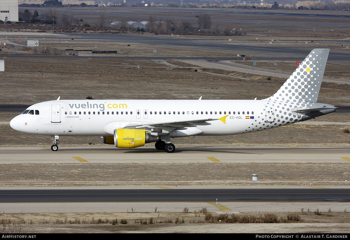 Aircraft Photo of EC-HQL | Airbus A320-214 | Vueling Airlines | AirHistory.net #661184