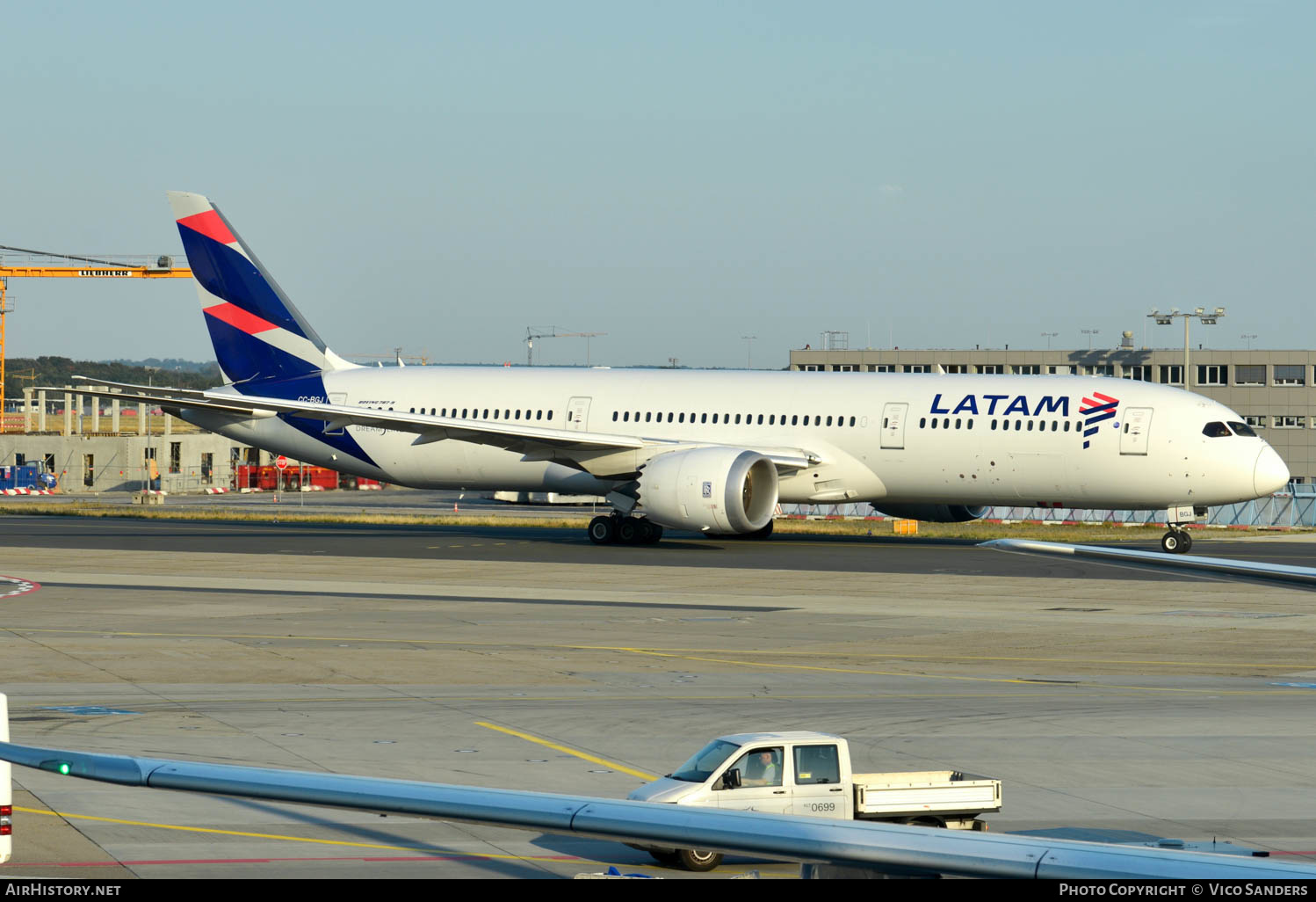 Aircraft Photo of CC-BGJ | Boeing 787-9 Dreamliner | LATAM Airlines | AirHistory.net #661229