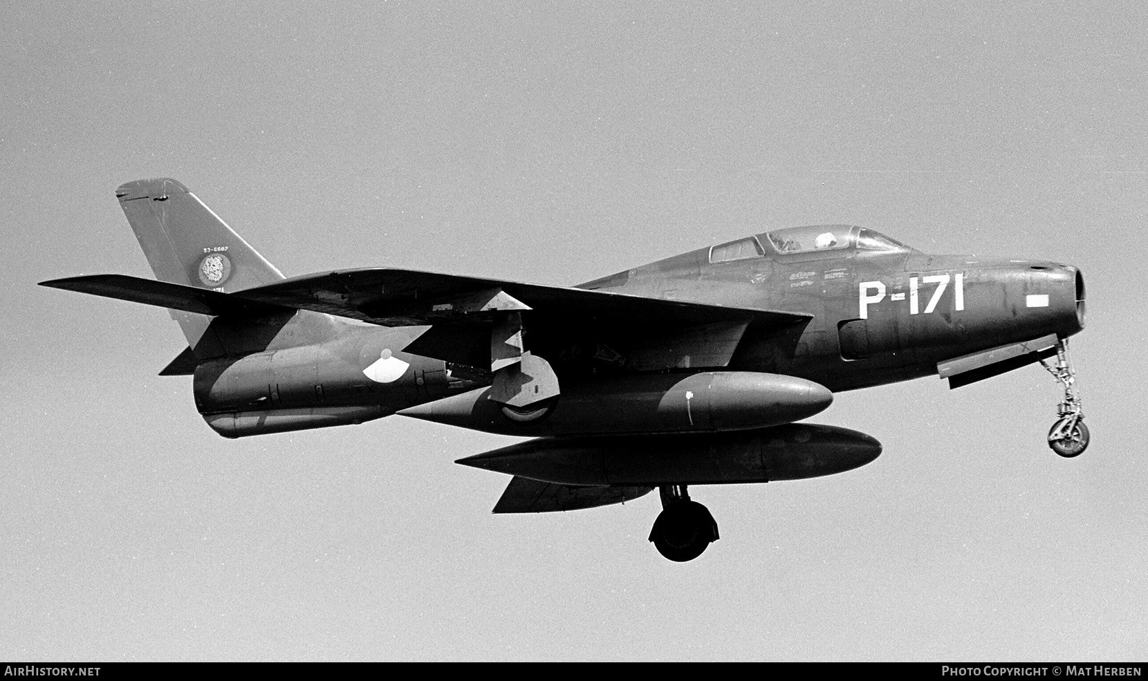 Aircraft Photo of P-171 | Republic F-84F Thunderstreak | Netherlands - Air Force | AirHistory.net #661326