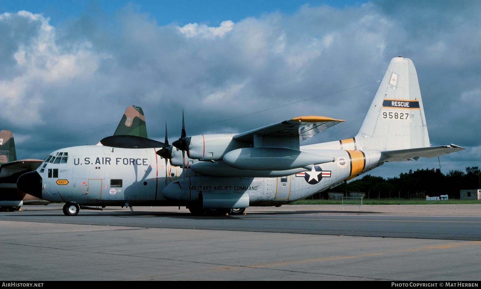Aircraft Photo of 69-5827 / 95827 | Lockheed HC-130N Hercules (L-382) | USA - Air Force | AirHistory.net #661346