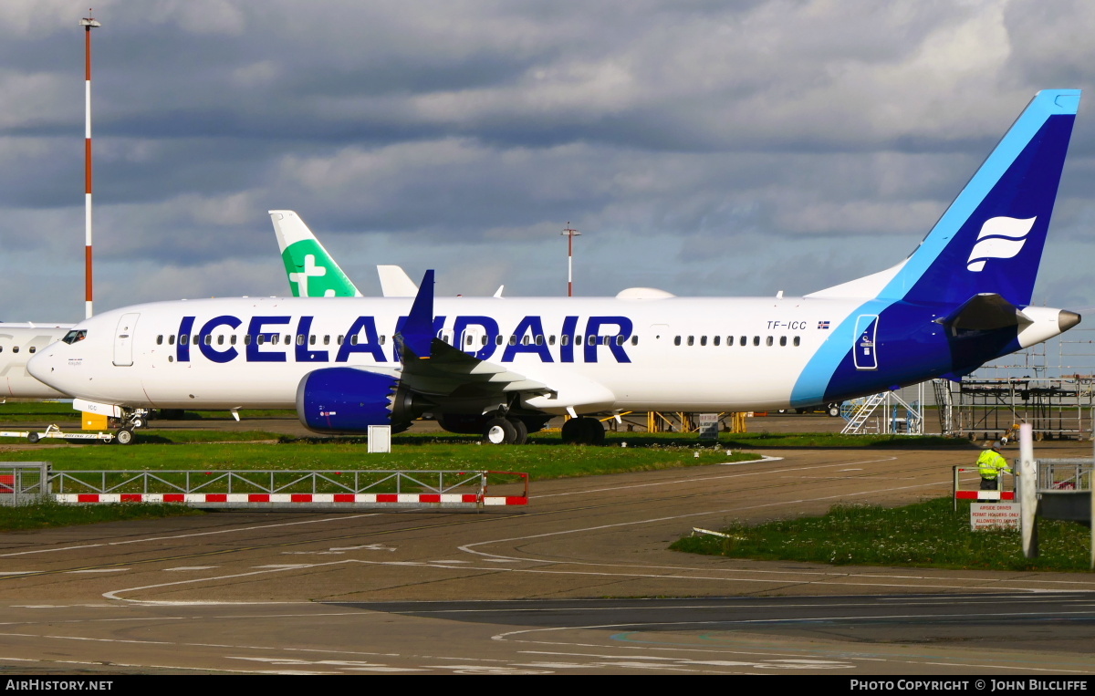 Aircraft Photo of TF-ICC | Boeing 737-9 Max 9 | Icelandair | AirHistory.net #661358