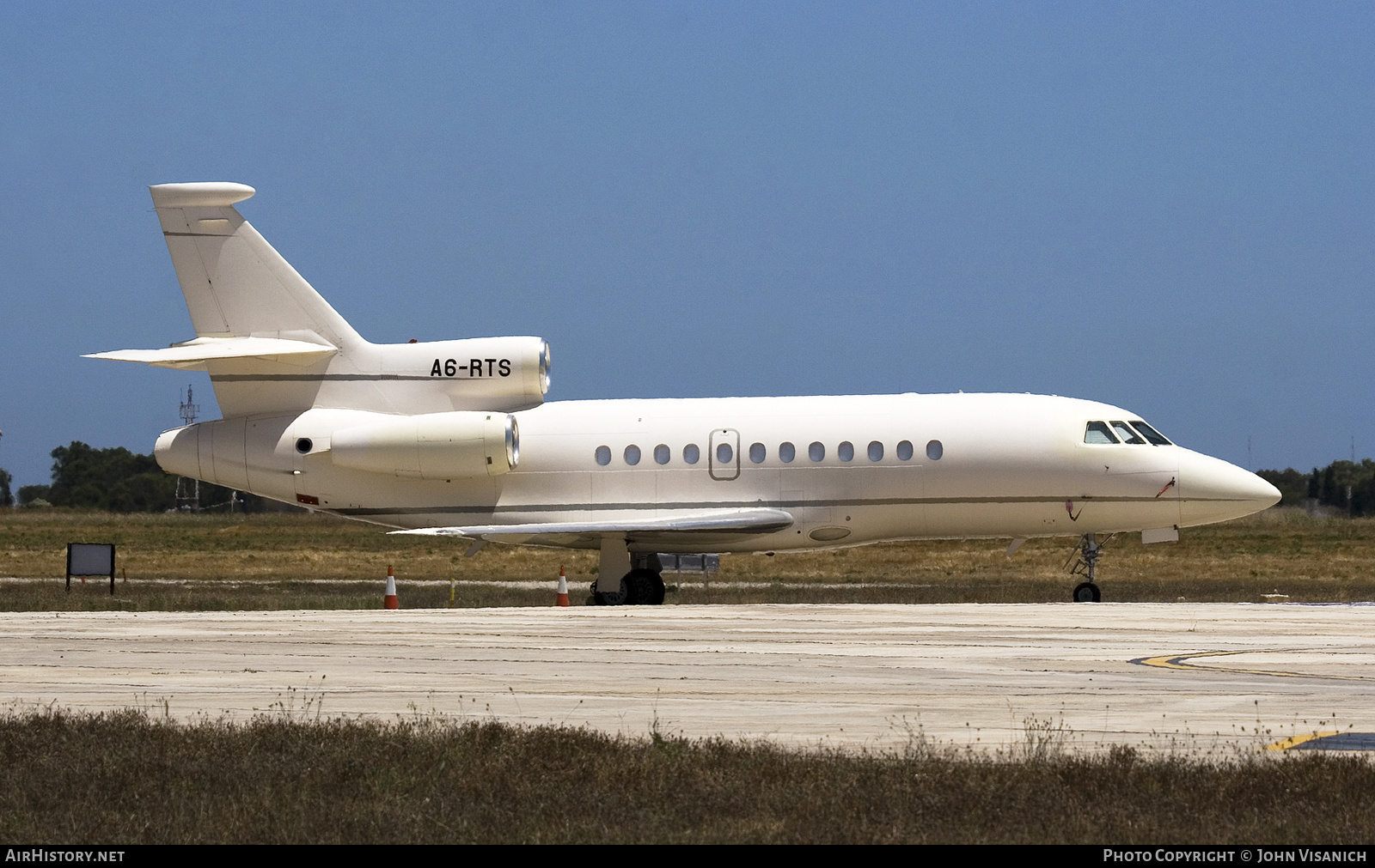 Aircraft Photo of A6-RTS | Dassault Falcon 900DX | AirHistory.net #661422