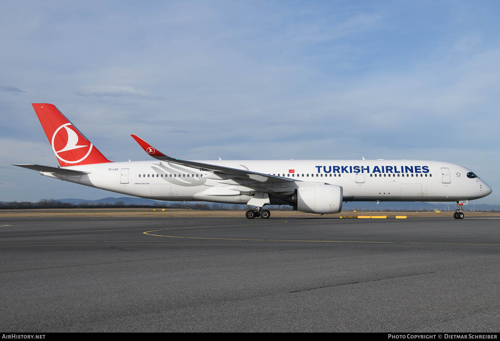 Aircraft Photo of TC-LGC | Airbus A350-941 | Turkish Airlines | AirHistory.net #661423
