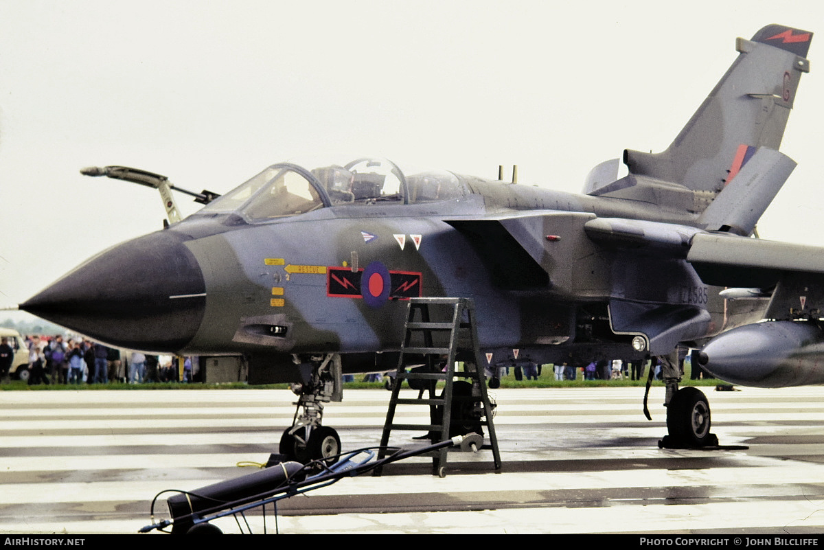 Aircraft Photo of ZA585 | Panavia Tornado GR1 | UK - Air Force | AirHistory.net #661469