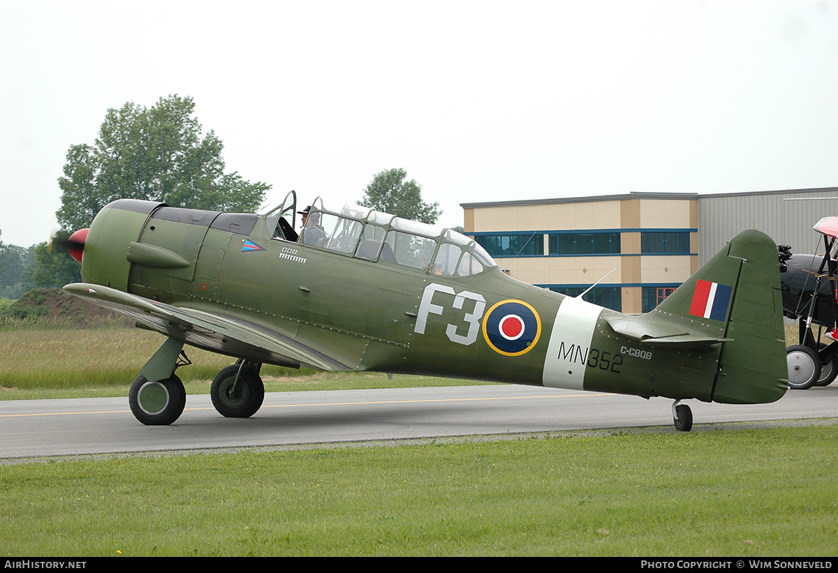 Aircraft Photo of C-GBQB / MN352 | North American Harvard Mk4 | Canada - Air Force | AirHistory.net #661500